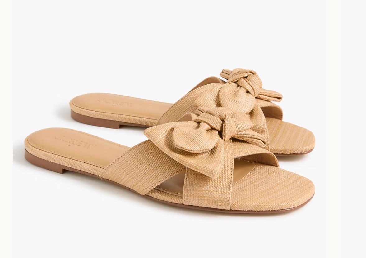 Sandals - ON SALE; love the raffia style 


#LTKSeasonal @jcrew #slides #raffiasandals #salefinds

#LTKU #LTKOver40 #LTKSaleAlert