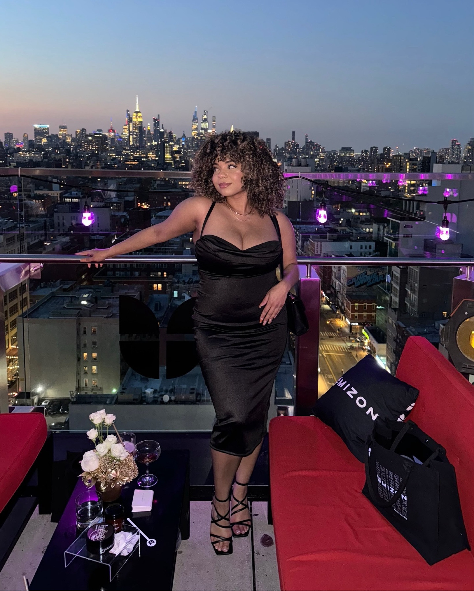 Night time fit 

#LTKBeauty #LTKSaleAlert #LTKStyleTip