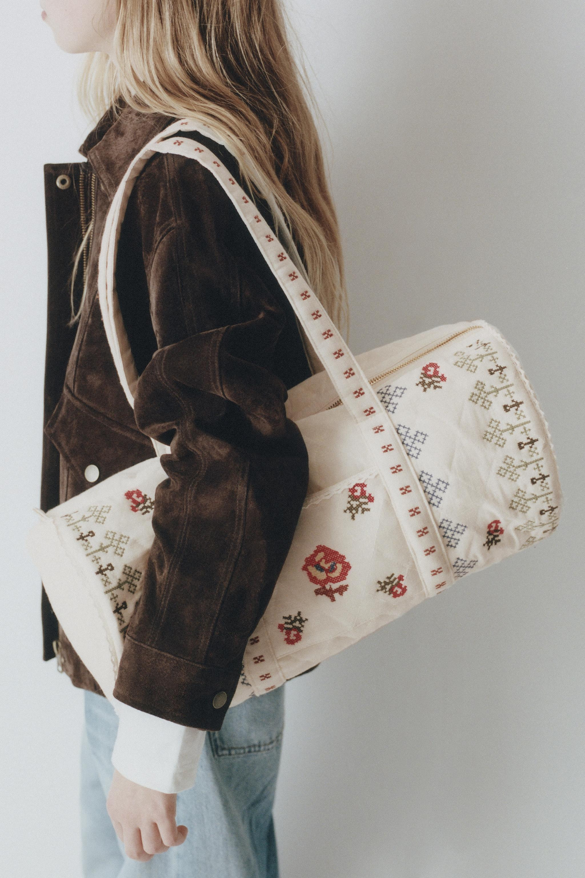 EMBROIDERED BOWLING BAG | Zara US