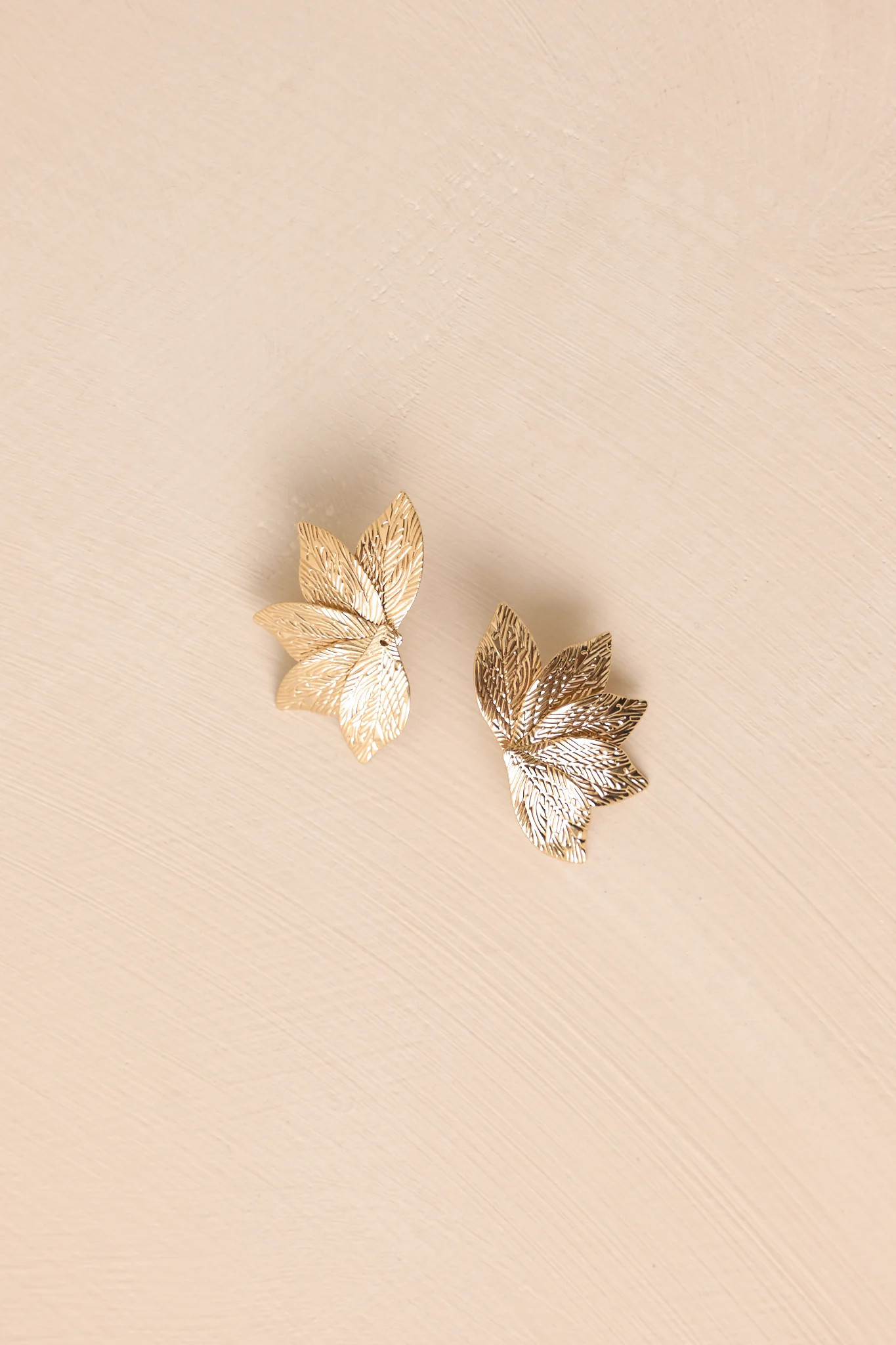 It's The Little Things Gold Leaf Earrings | Red Dress