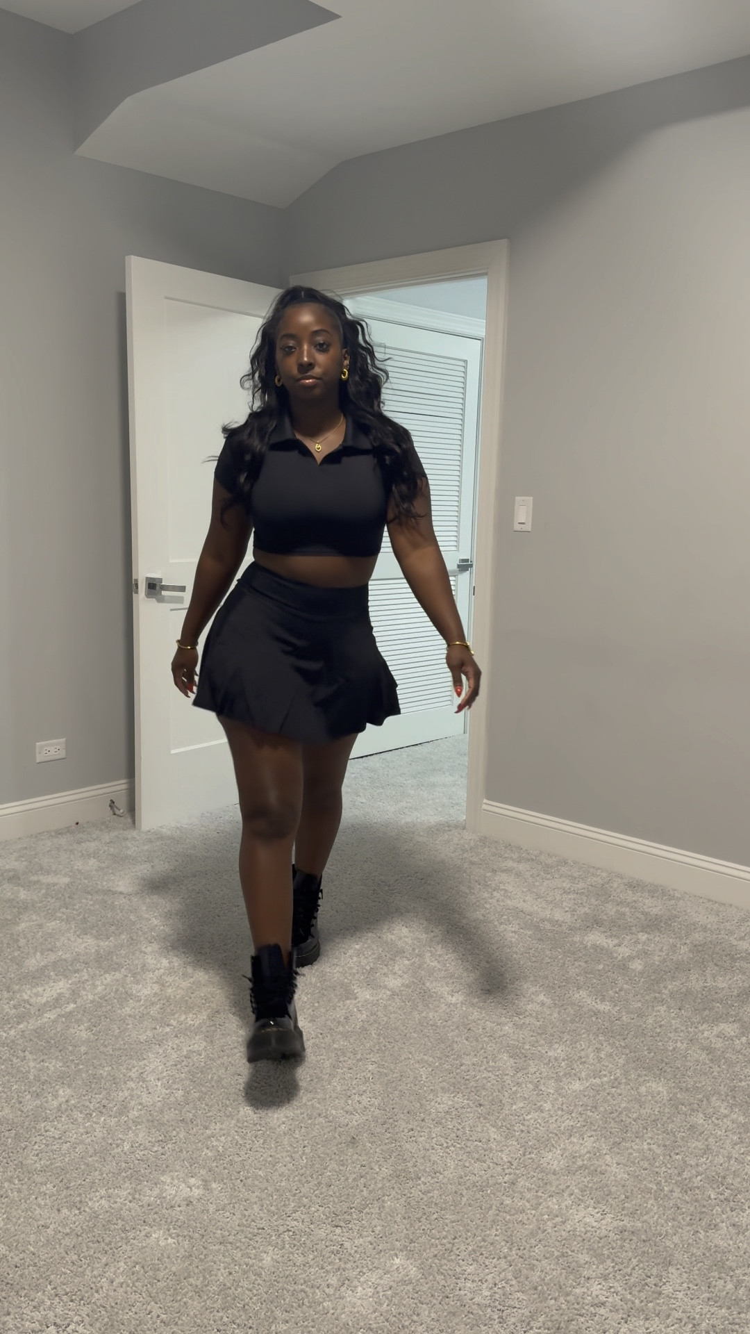 Can’t go wrong with black 

#LTKStyleTip #LTKVideo #LTKFindsUnder50