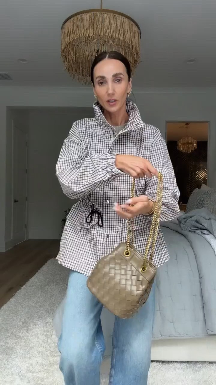 New Amazon haul 🤎 So many good fall finds, from easy layers and everyday basics to pieces that make your wardrobe feel fresh for the season. Sharing the items that caught my eye and are worth adding to your rotation.

Amazon haul, Amazon fashion finds, Amazon fall fashion, fall outfit ideas, Amazon new arrivals, affordable fashion, fall layers, everyday outfits, women’s fall style, Amazon favorites, annabrstyle

#LTKootd #LTKSeasonal #LTKOver40