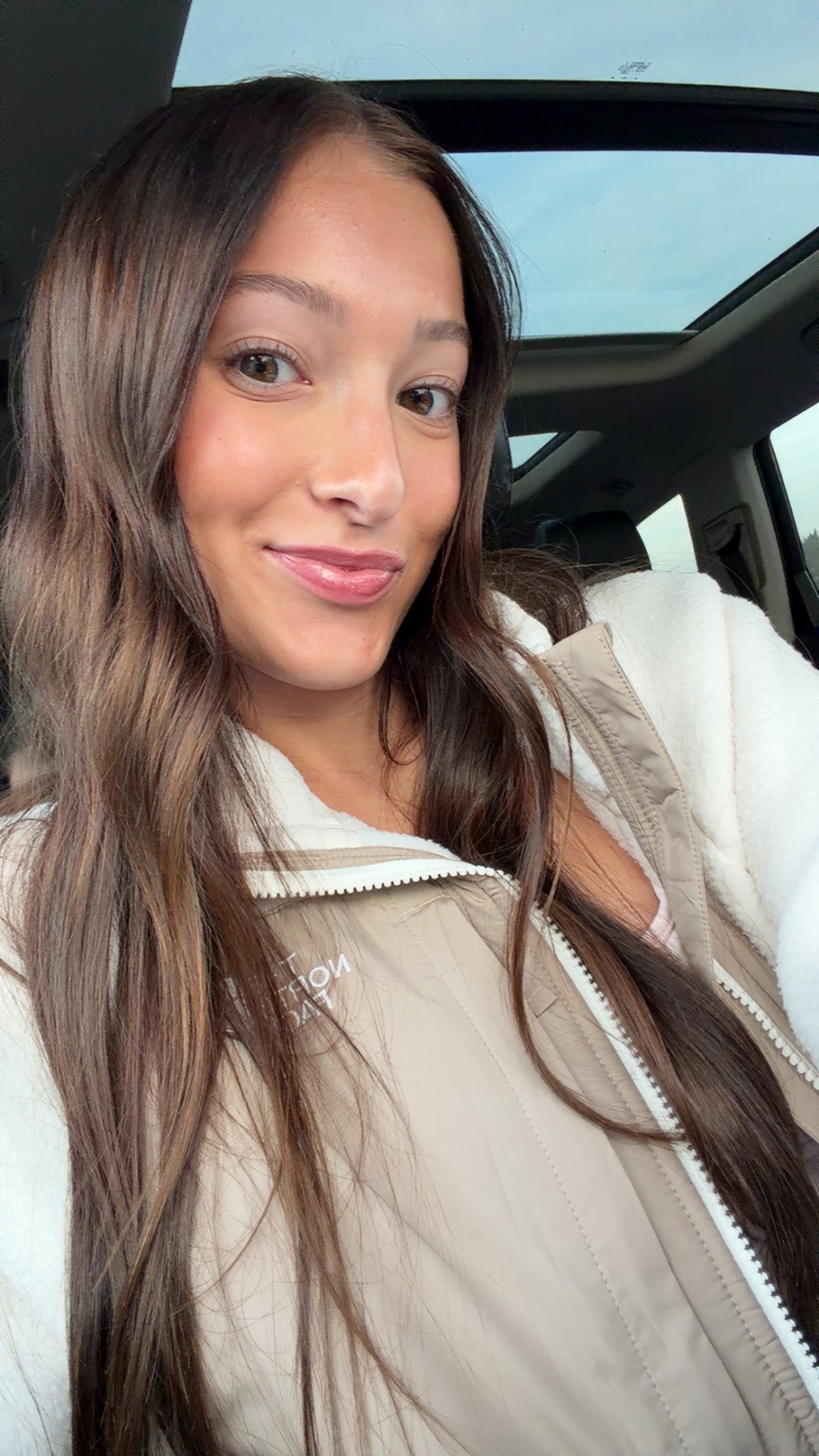 north face zip! 

#LTKHoliday #LTKGiftGuide #LTKootd