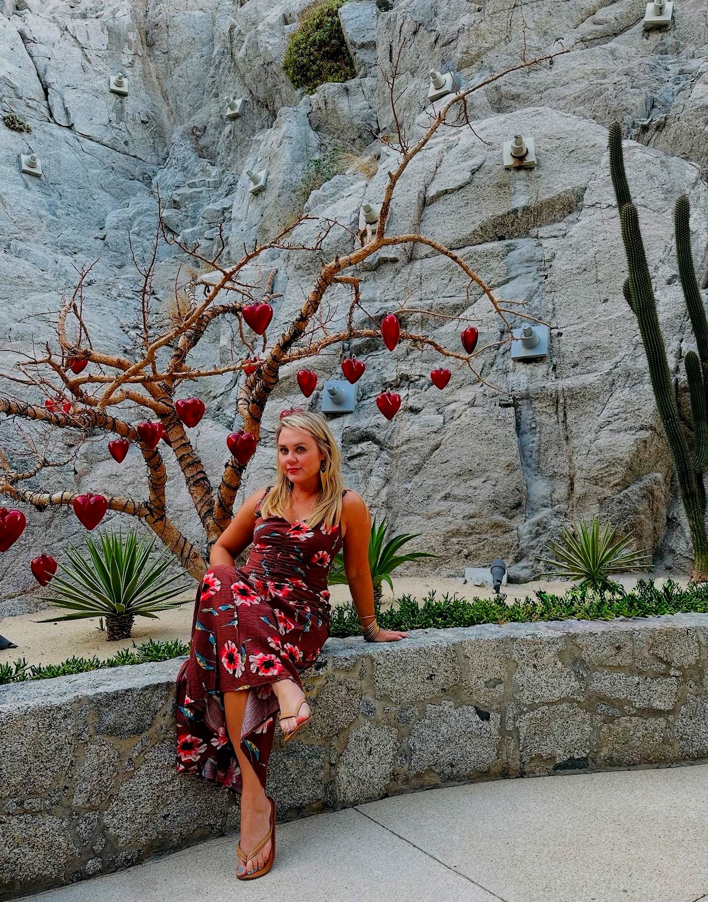 This is a great multi-seasonal sundress.  Wear it with flip flops or wedges for casual.  Add heels or boots and a blazer for the fall to dress it up!   

#LTKSeasonal #LTKOver40 #LTKStyleTip