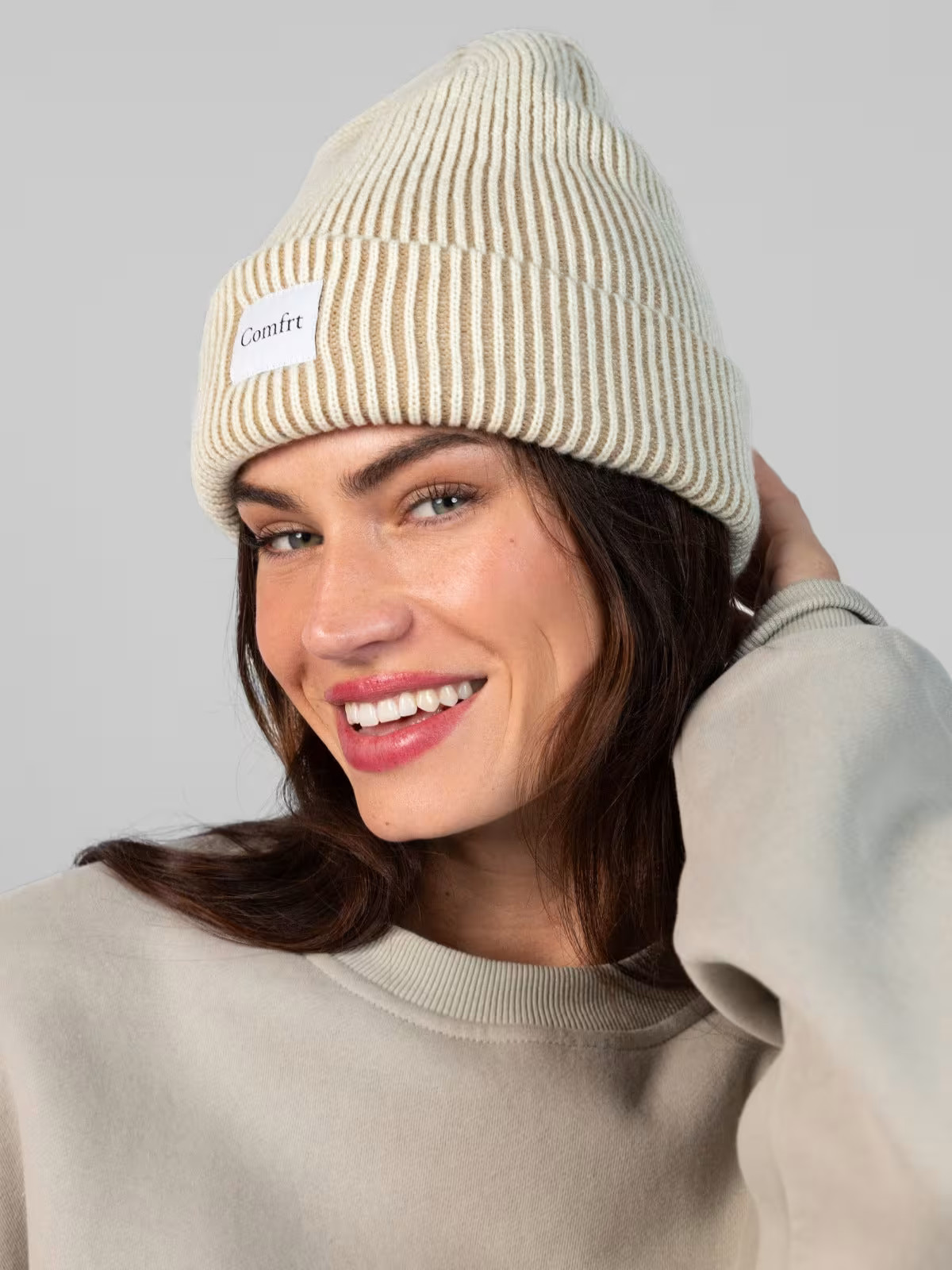 Classic Two-Tone Beanie | Comfrt