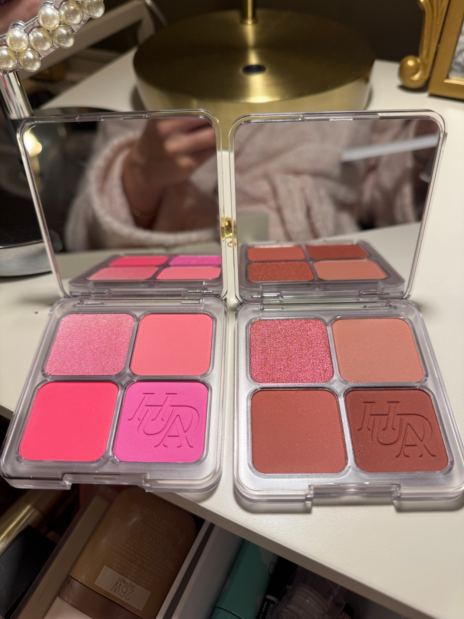 huda beauty blusher 
powder blusher 

#LTKbeauty #LTKuk