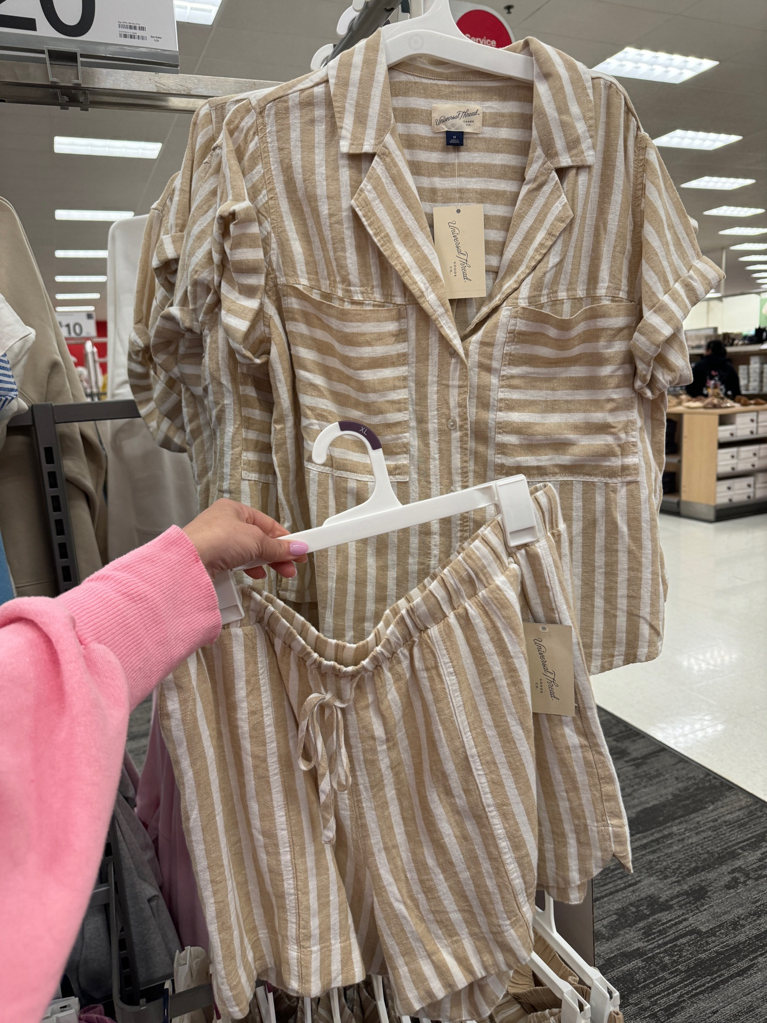 This set is so cute also 

#LTKstyletip #LTKSeasonal #LTKfindsunder50