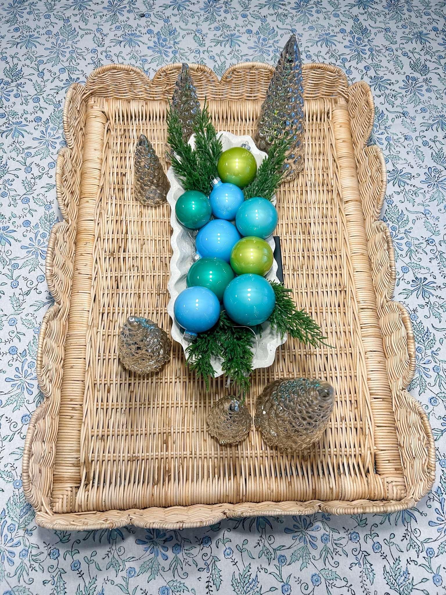 Large scalloped rattan tray

#LTKSeasonal #LTKHoliday #LTKGiftGuide