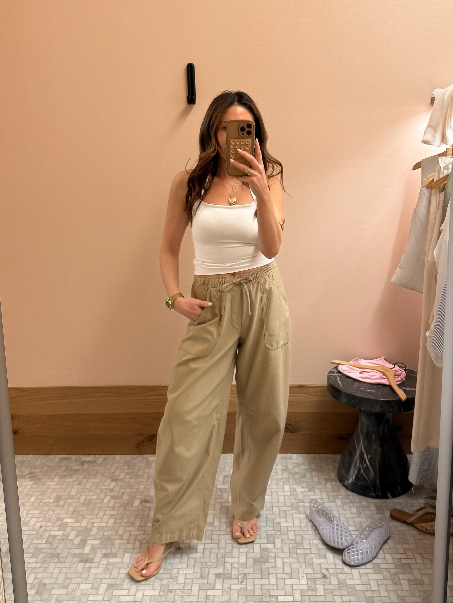 @Aritzia with the best pants. I’m wearing size small

#LTKSeasonal #LTKootd
