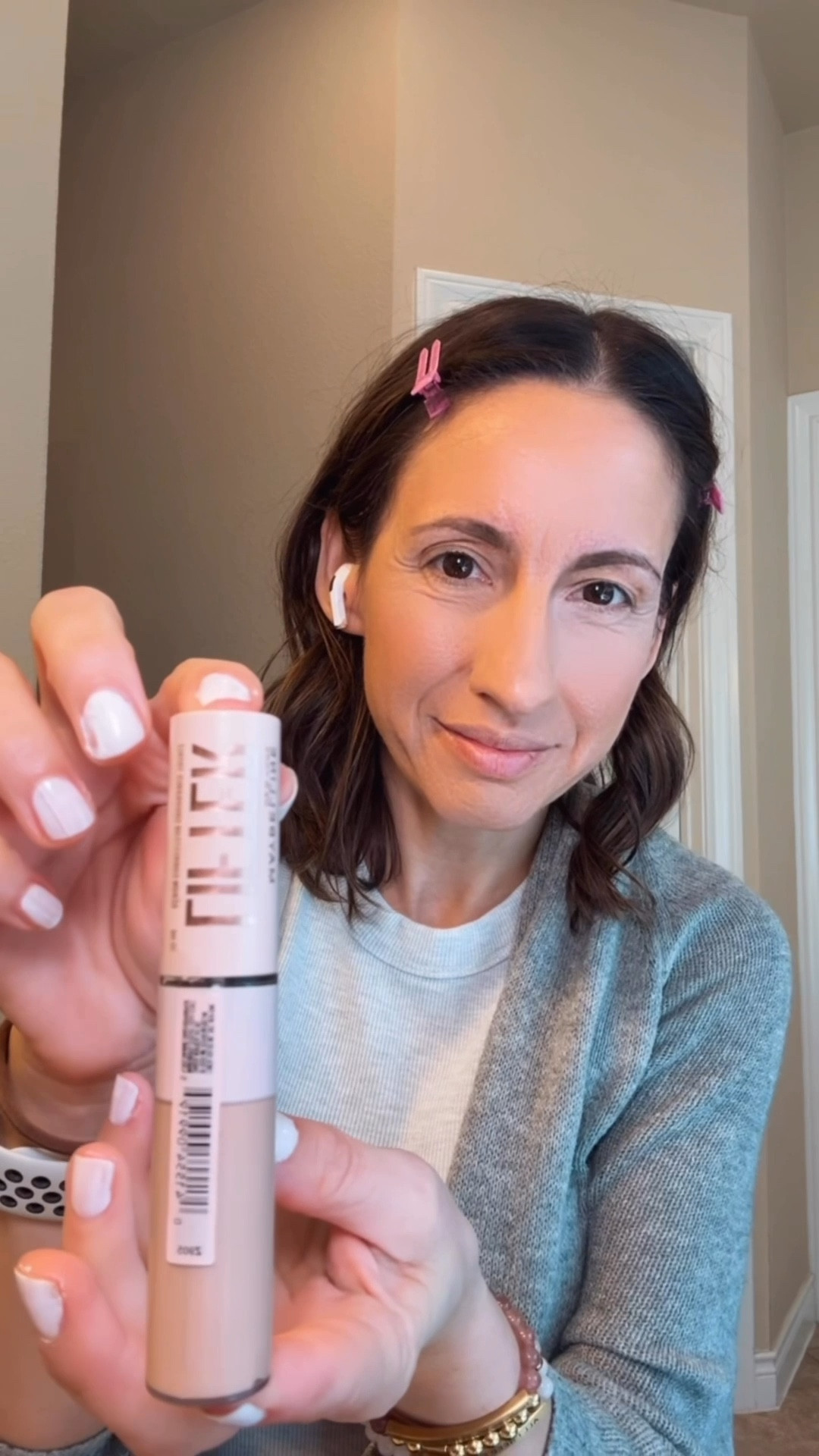 Hi! Trying some new Target makeup finds. 
Maybelline Lifter Concealer 
Maybelline lifter contour stick

#LTKstorytime #LTKBeauty #LTKselfcare