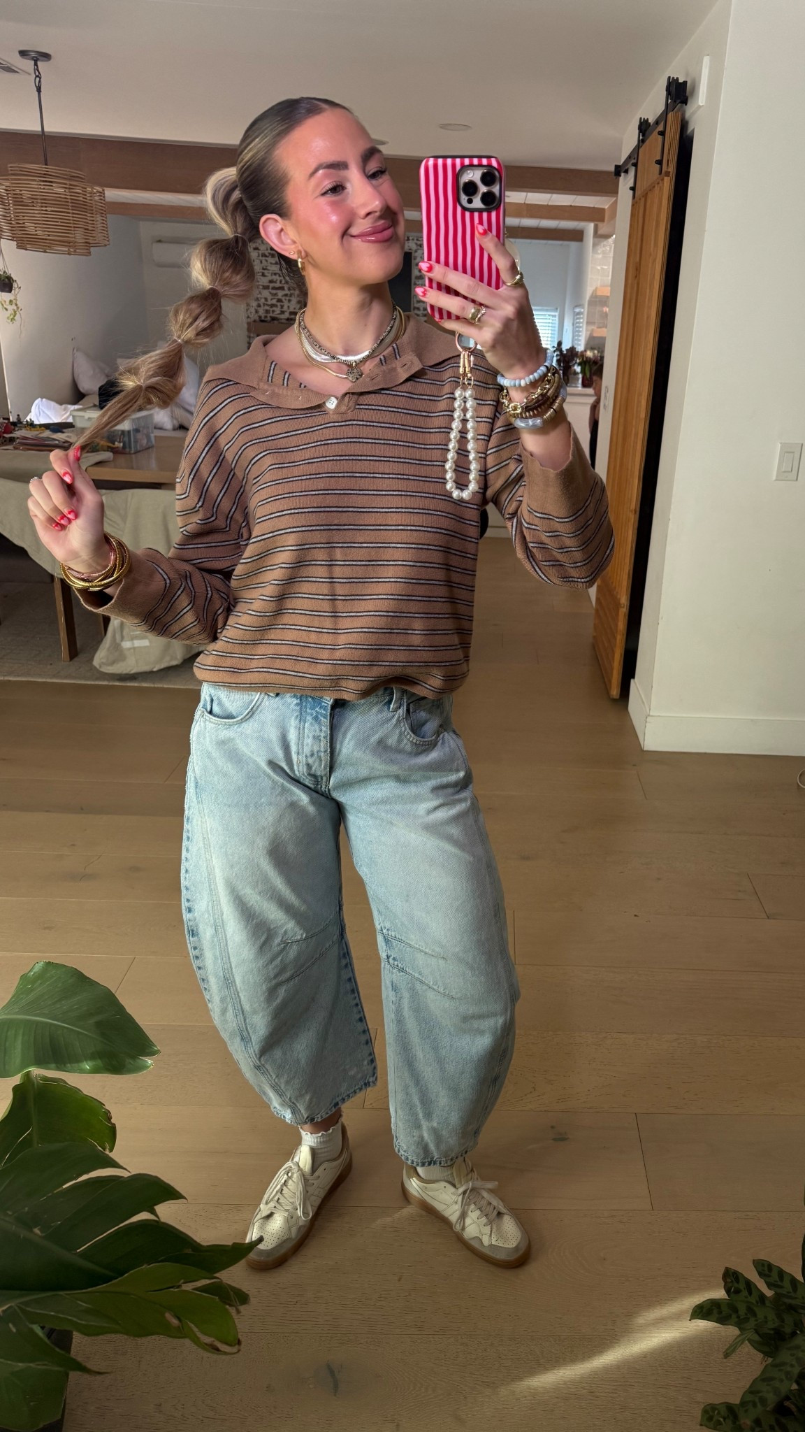 Comfy and cutesy teacher fit of the day

Shirt - sz. sm (but you could def size up)
FP barrel jeans - sz down 1 sz 
Jewelry -  @ALLIE+BESS 
Sneakers - Gola tts

mom ootd, Allie + Bess jewelry, Amazon fashion, affordable fashion, teacher ootd, striped tee

#LTKootd #LTKmomlife
