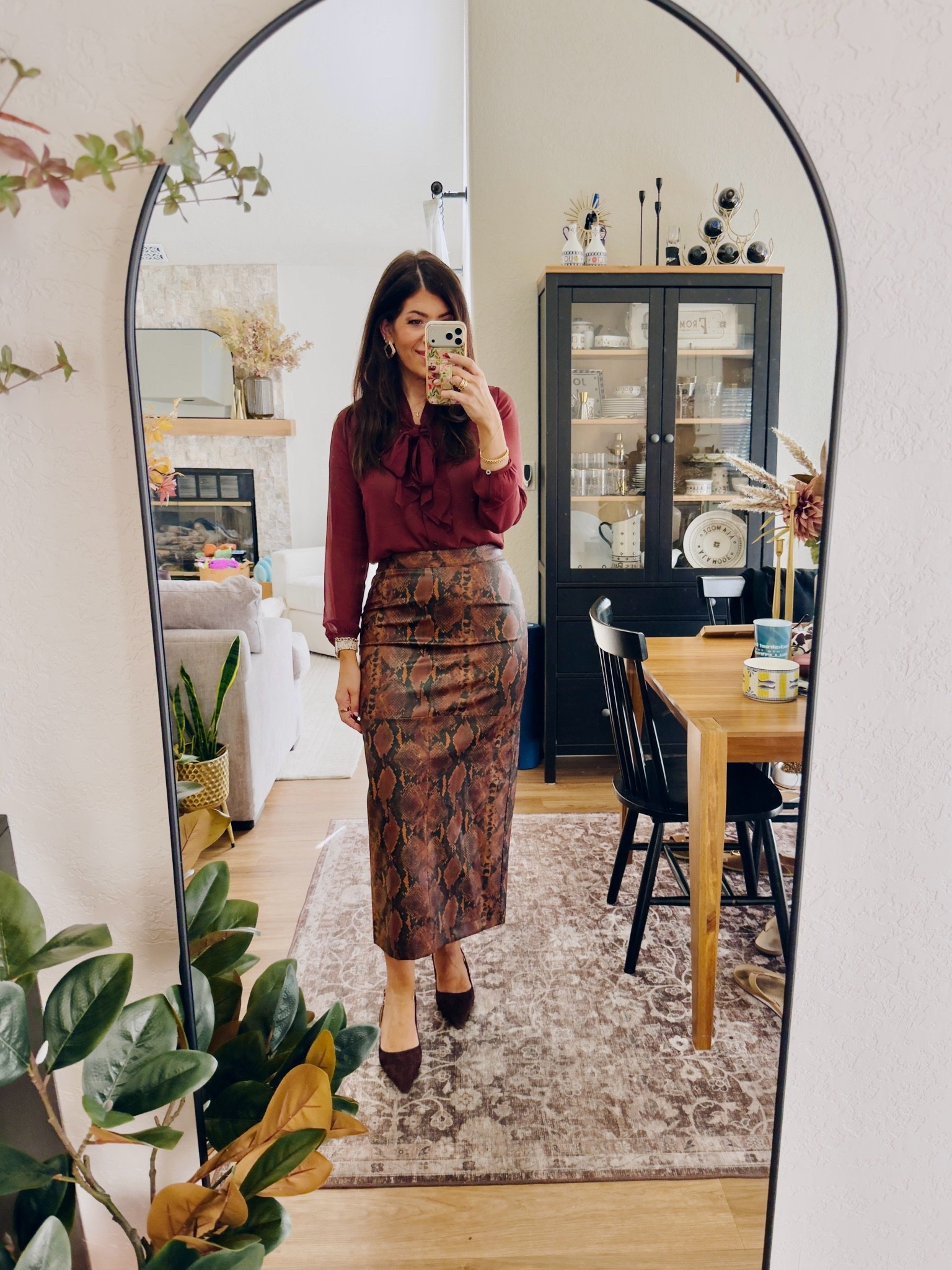 Work outfit of the day
Medoum cami
Medium chiffon top
8 skirt

#LTKMidsize #LTKTall #LTKWorkwear