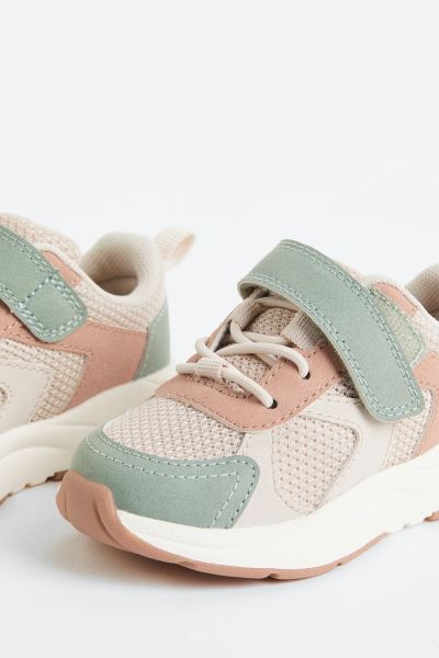 Sneakers | H&M (US + CA)