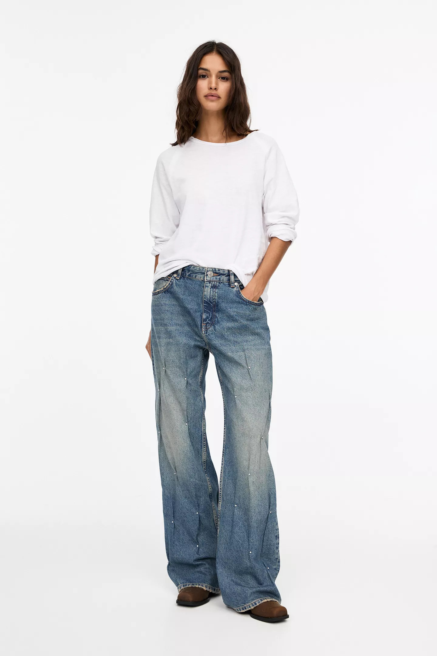 Straight-Leg-Jeans mit Strass | PULL and BEAR DE