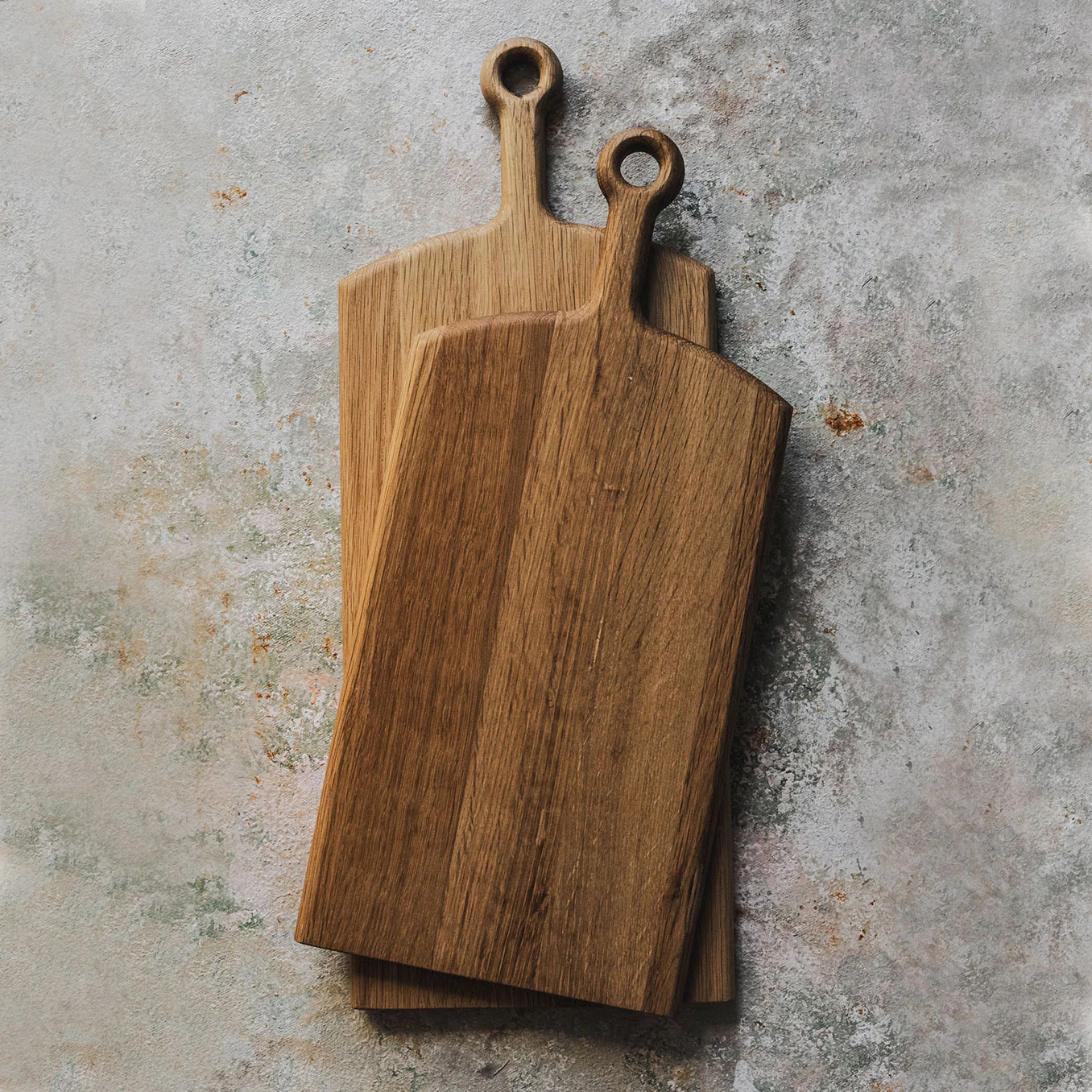 Oak Wooden Board | Roan Iris