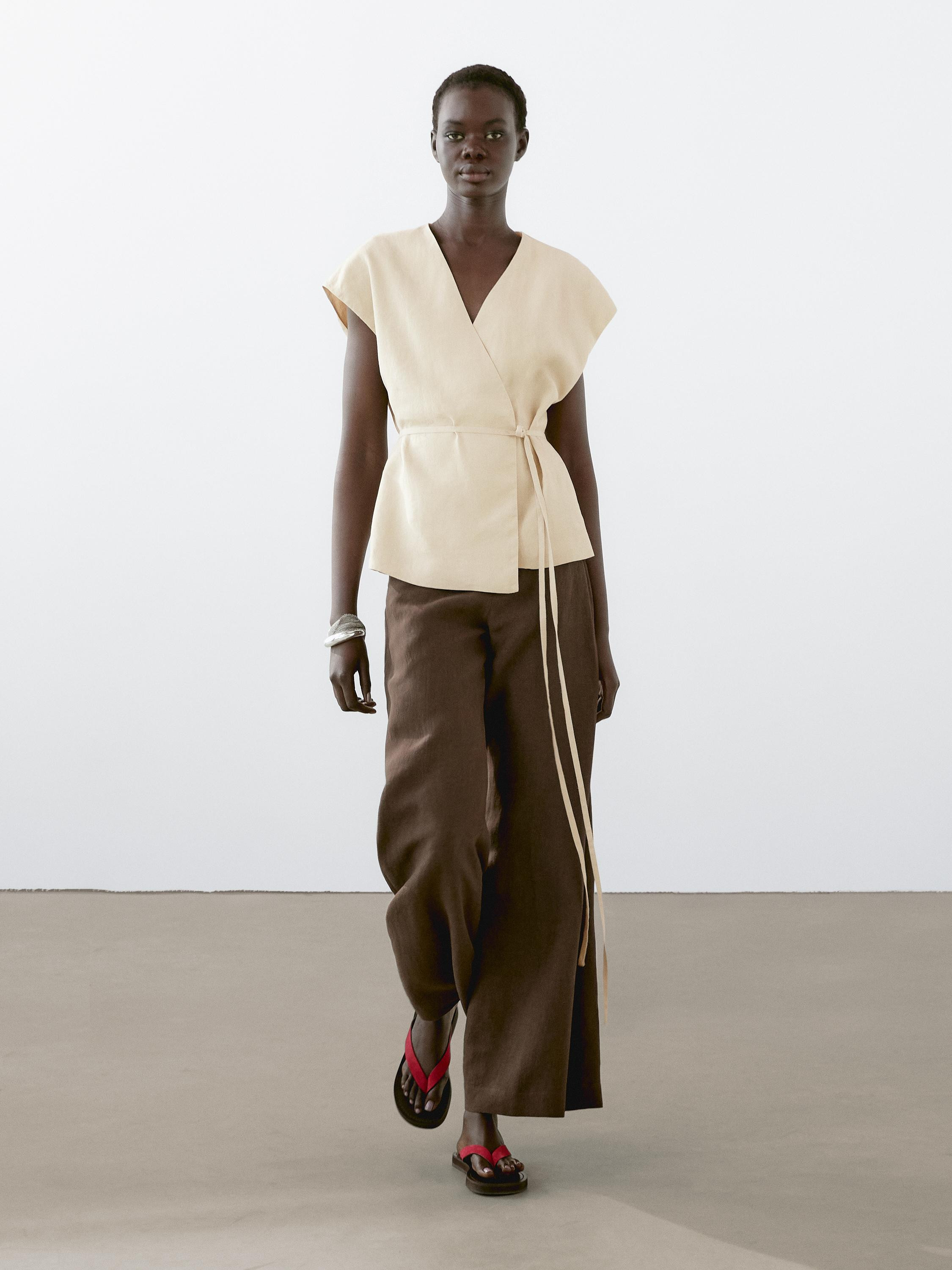 100% linen crossover waistcoat | Massimo Dutti UK