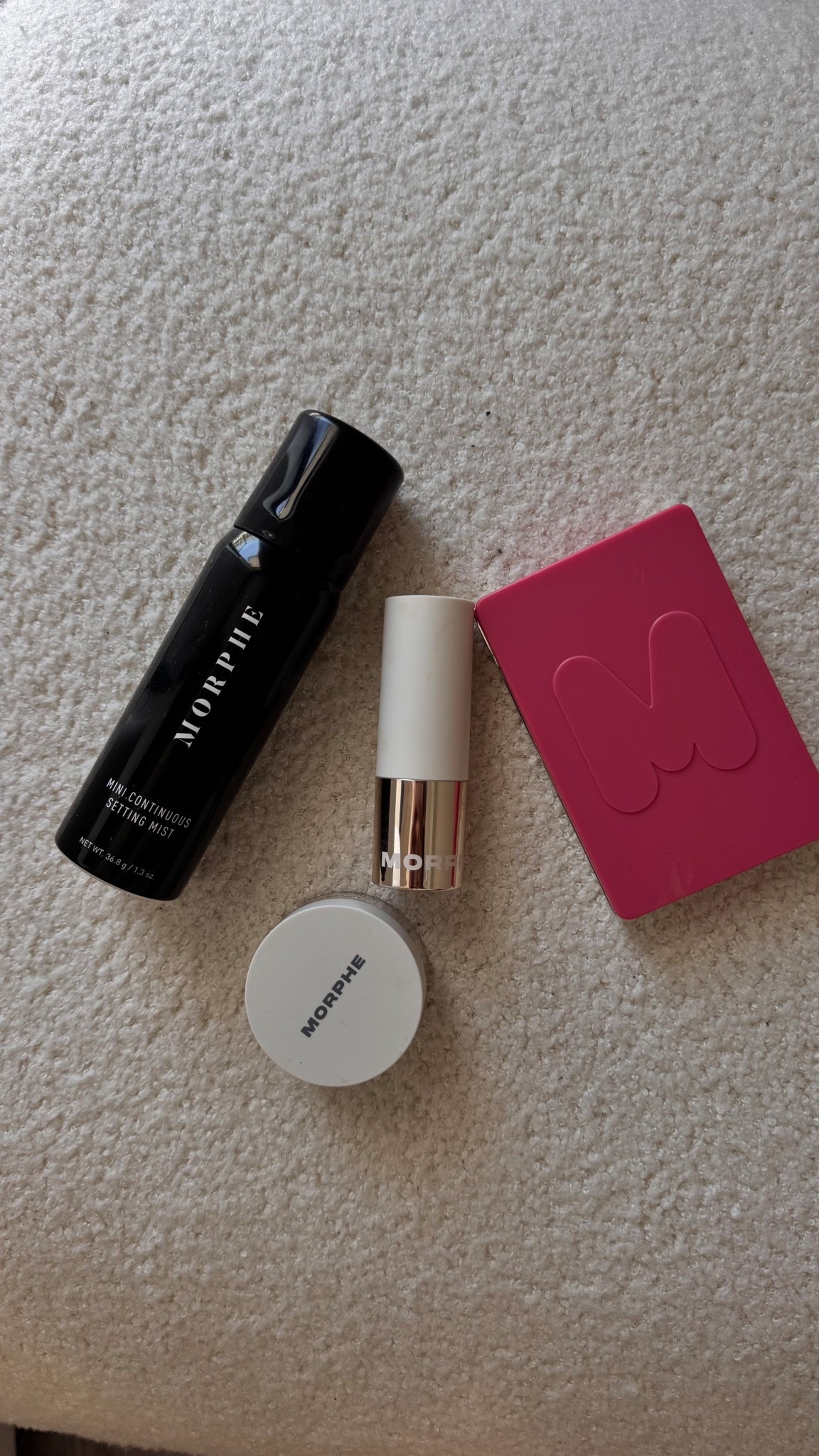 makeup essentials💖 10/10 a todo!! Economico y excelente calidad!! Super recomendado!!✨