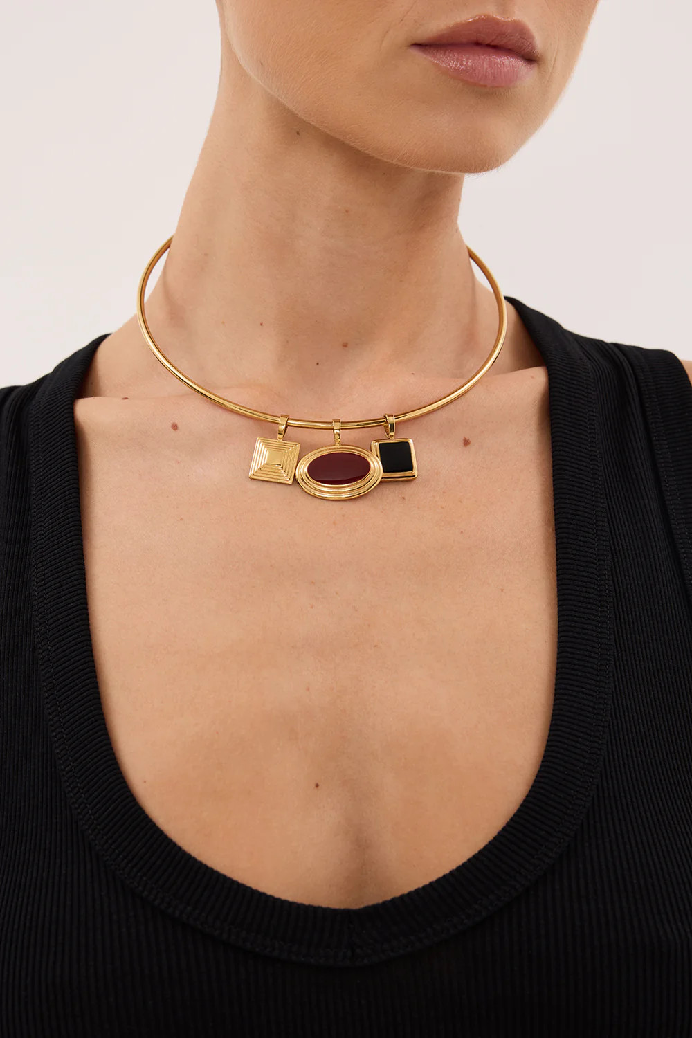 HEAVEN MAYHEM SOLENE CHOKER GOLD | DISSH