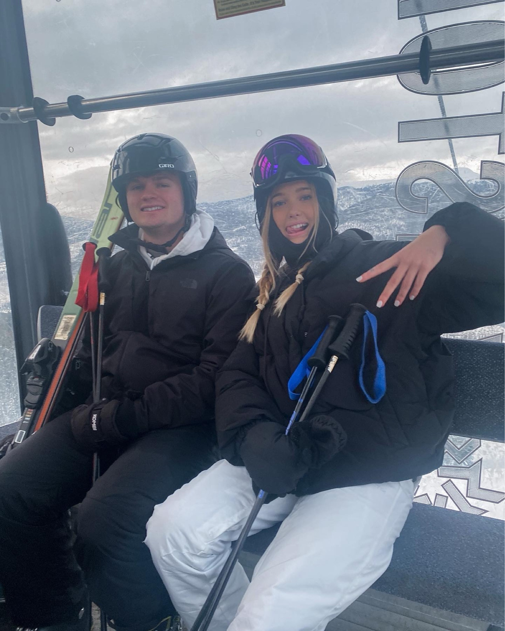Colorado ski snowboard resort copper Colorado mountains keystone aspen apres skiing couples friends photo ideas poses inspo pics winter gondola goggles helmet colorful puffer large coat hairstyles blonde braids 

#LTKfitness #LTKstyletip #LTKSeasonal