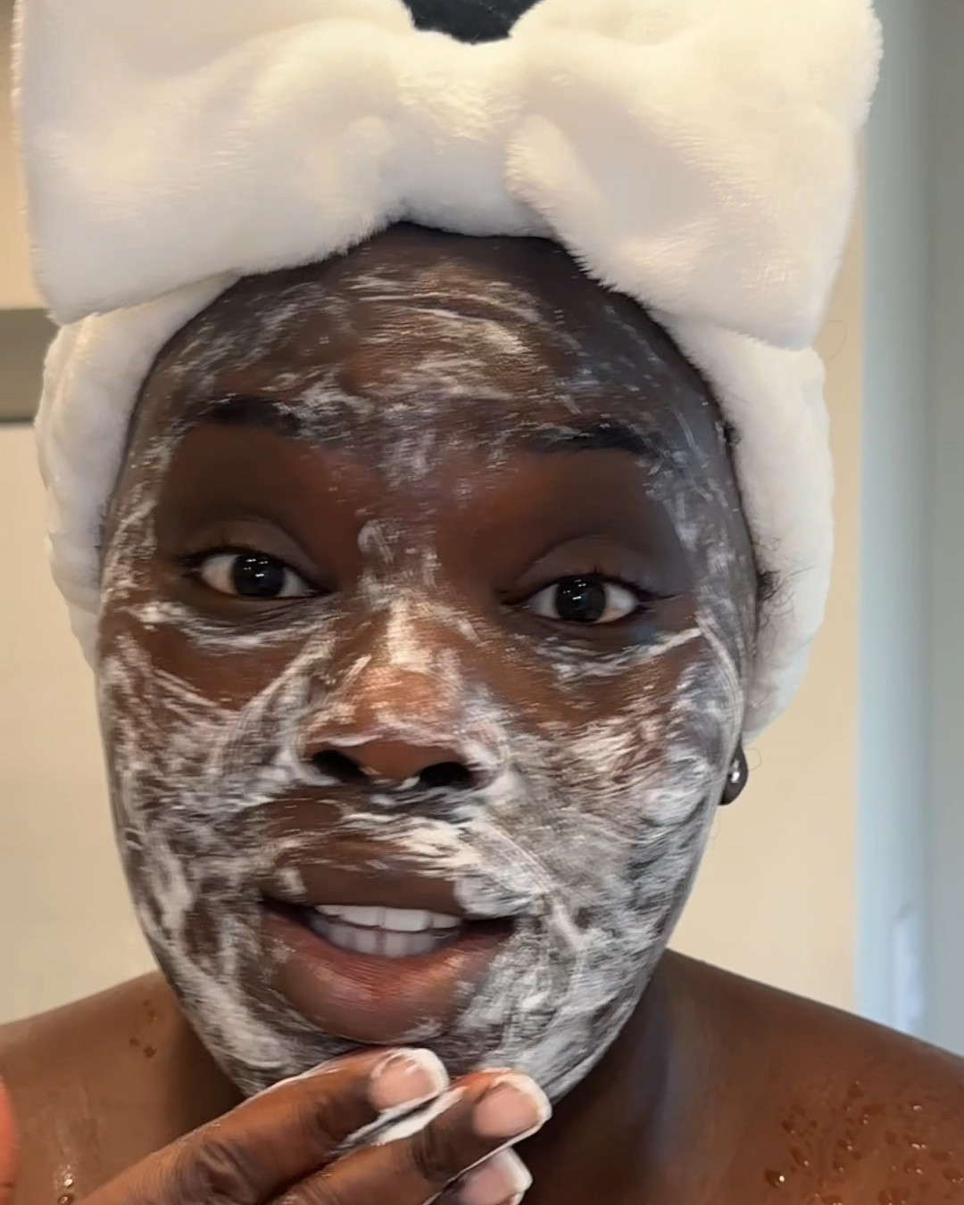 My skincare recommendations if you have dull, dry puffy skin! This routine always gets me the glow I need! 