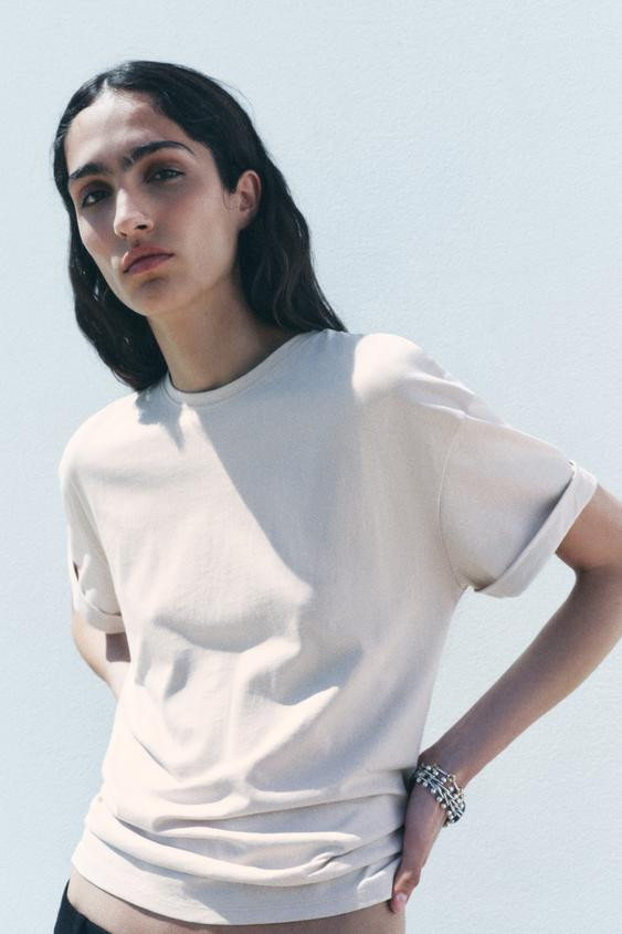 SHORT-SLEEVED T-SHIRT | Zara US