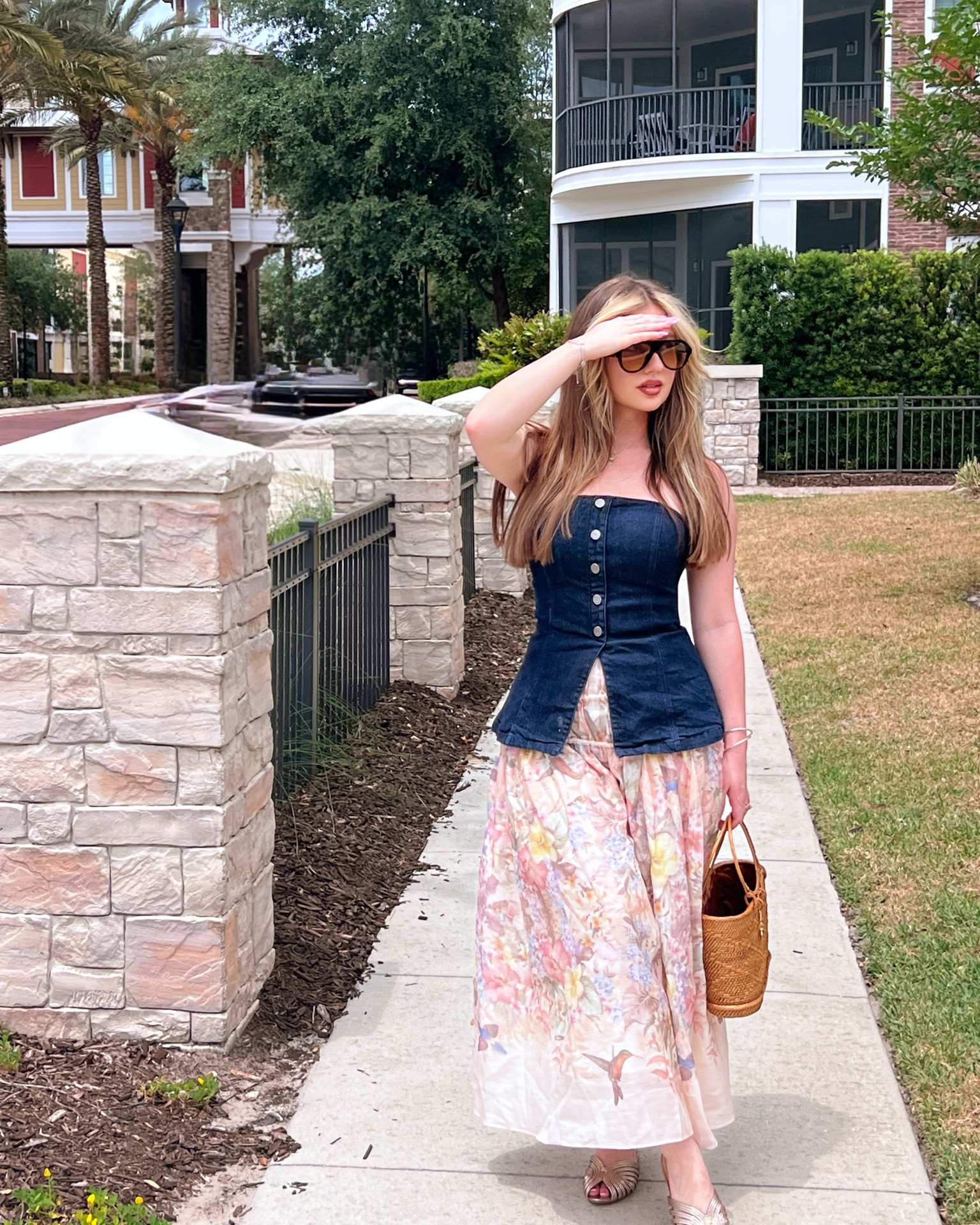 Romantic Sunday 💕 Both of my exact pieces are sold out however I linked some close lookalikes that would give a very similar vibe 🥰 I did link the same exact flats  im wearing ! They are so dainty and pretty for the Summer . Happy Mothers Day 🩷

#LTKMothersDay #LTKootd #LTKgrwm