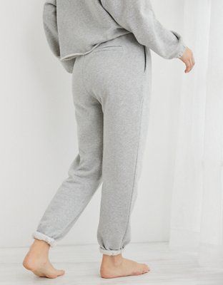 Aerie Fleece-Of-Mind High Waisted Jogger | American Eagle Outfitters (US & CA)