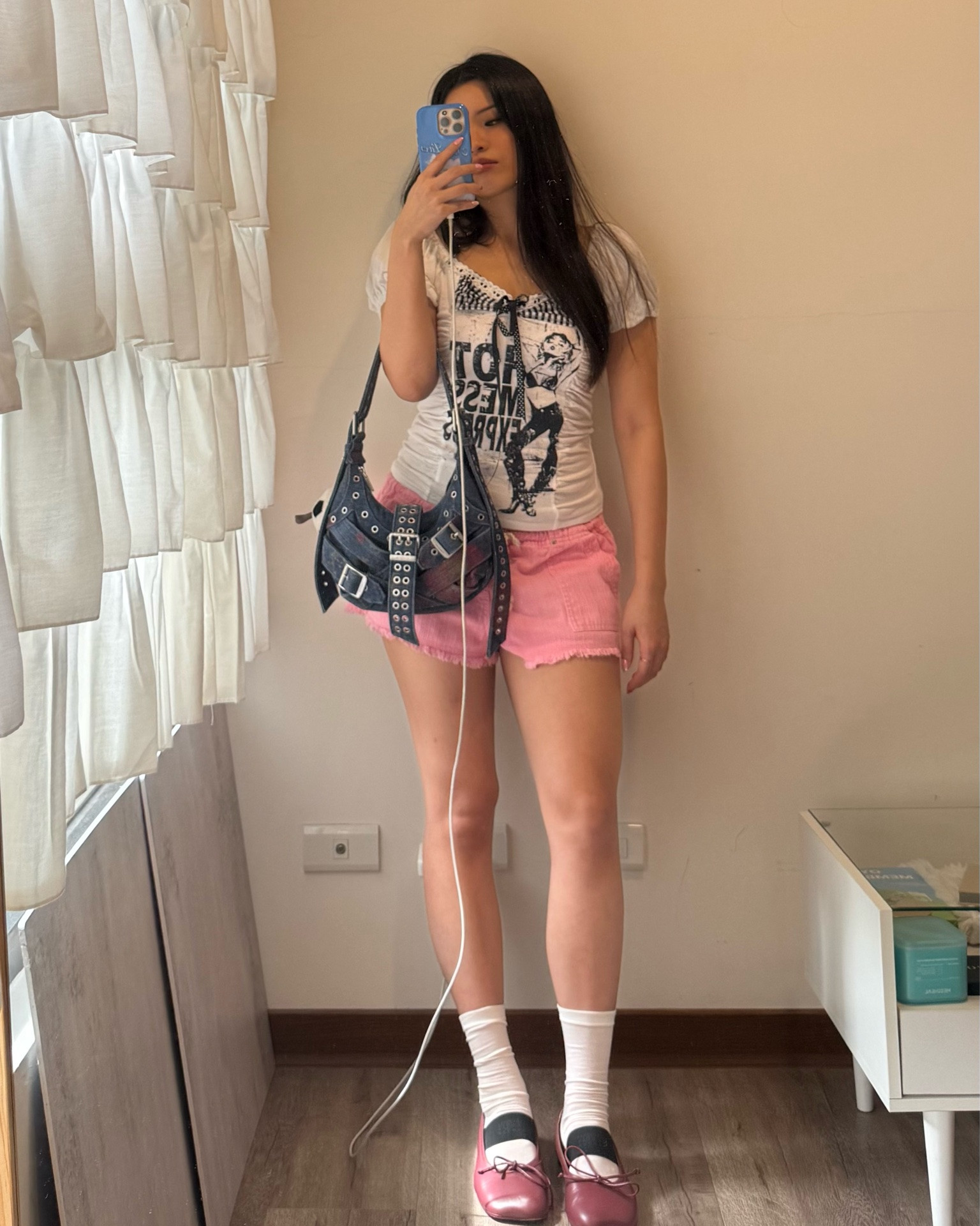 Serving major Y2K energy today! 🎀 甜酷混搭

I’m officially obsessed with Desigual denim bags—they are the definition of easy style and so durable that you never have to worry about them getting stained or looking worn out. ⚽️✨

Height 5’3 / 27 waist

Top/Bottom: Wearing Size S

Shoes: Size 37 (True to size) 

Mary Janes + White Socks is a combo I'll never get tired of. 🩰 如果妳也在找適合校園或週末約會的穿搭，這套絕對不會出錯！

nder50 #Y2KFashion #Balletcore #Desigual #SummerOutfit #DenimBag #OOTD #SizeSmall

#LTKU #LTKootd #LTKPetite