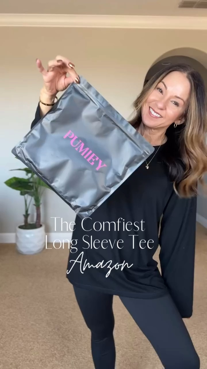 This long sleeve tunic tee is so dreamy! Perfect for lounging, fall outfits on it own, or layered under your favorite flannel or jacket. 💯

For reference: I’m 5’1”, 109lbs
Long sleeve tee XS, leggings XS short, furry lined hooded flannel size S

Fall fashion  Amazon fashion  fall layers  fall style  long sleeve tee  comfy outfit idea  fall outfit inspo  neutral fashion  crossbody bag  Chelsea boots  fall boots  plaid flannel  everyday autumn outfit  EverydayHolly

#LTKVideo #LTKStyleTip #LTKOver40