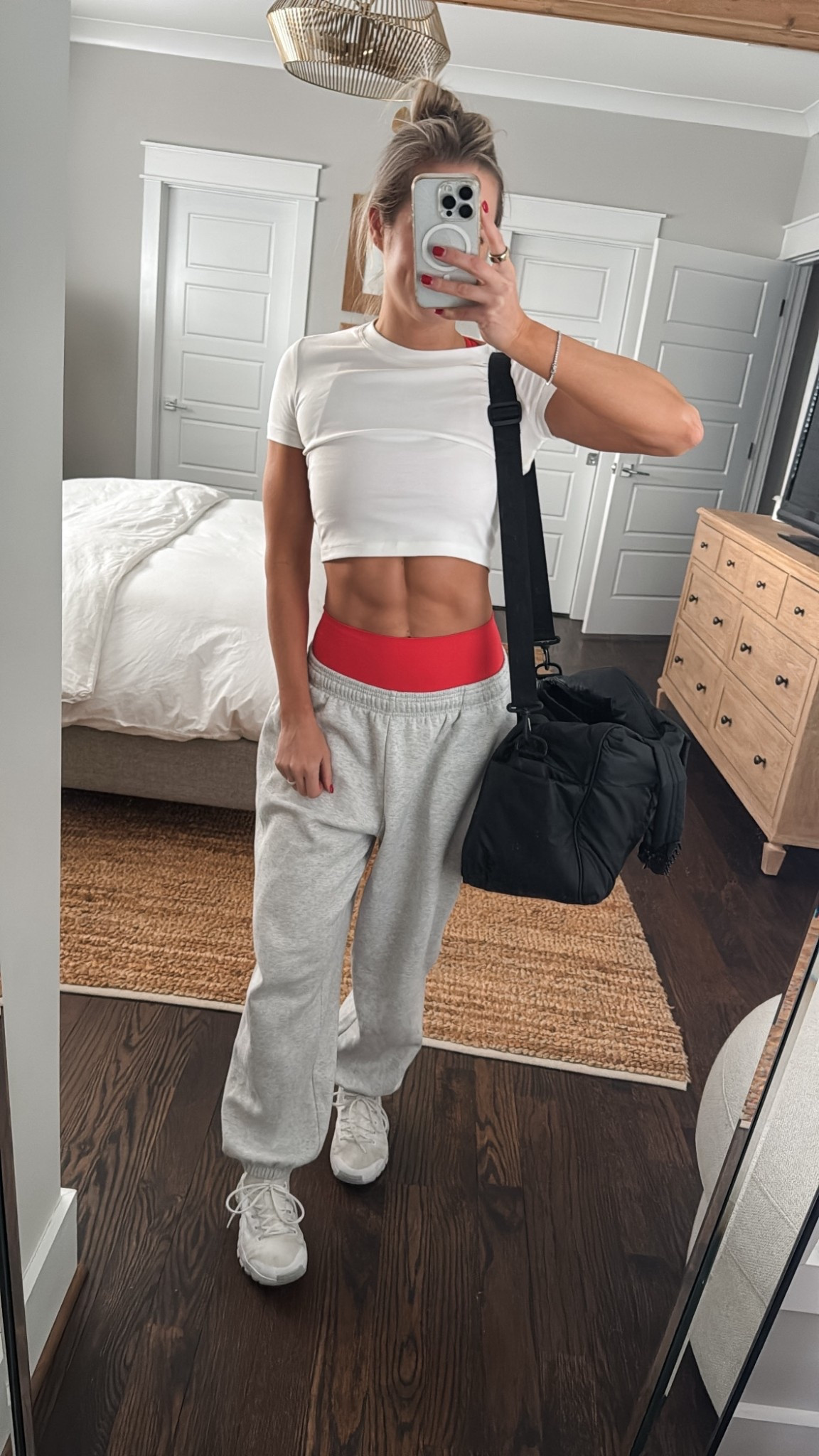 Wearing size S top and size S sweatpantss

#LTKActive #LTKfitnessgoals #LTKootd