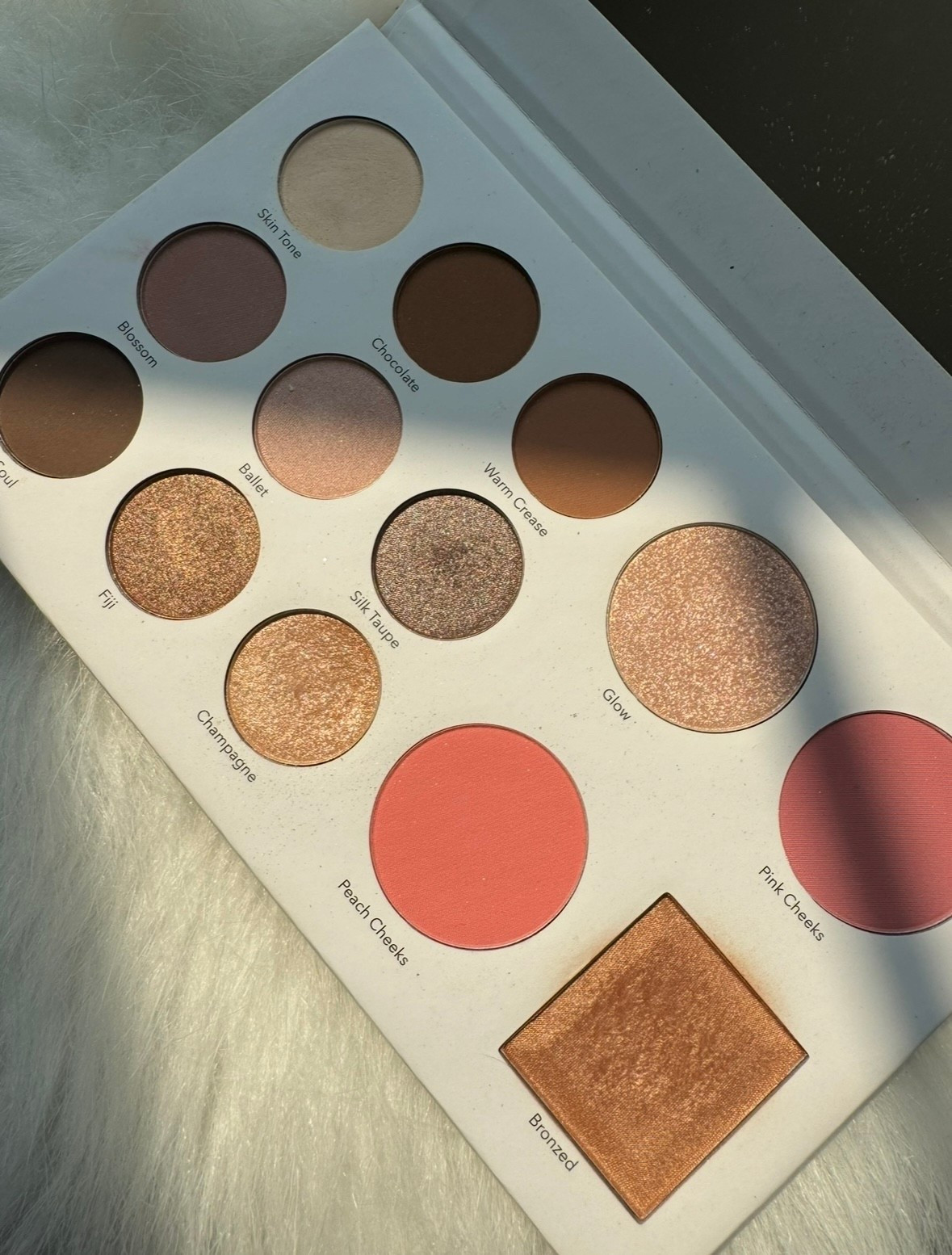 One of my favorite makeup palettes is less than $28 today🙌🏼

I cant link directly to their site but if you go to https://www.pinkdustcosmetics.com and search for the “everything palette"
You’ll find it for less than $28!

#LTKSaleAlert #LTKBeauty #LTKOver40