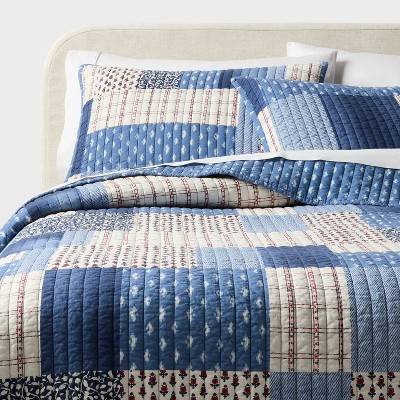 King Patchwork Quilt Set Blue/Dark Blue/Natural - Threshold™ | Target