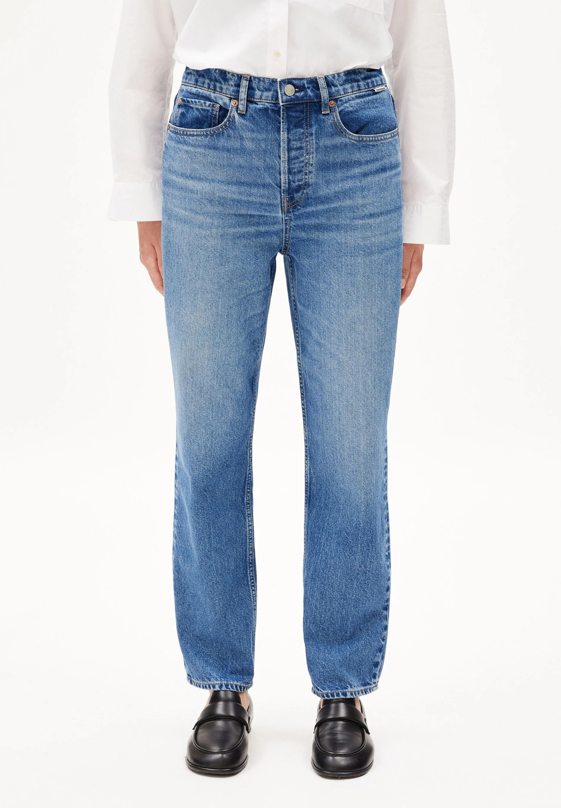 "AAIKALA HIGH STRAIGHT JEANS 100% recycelte Baumwolle Non Stretch" | ArmedAngels (DE)