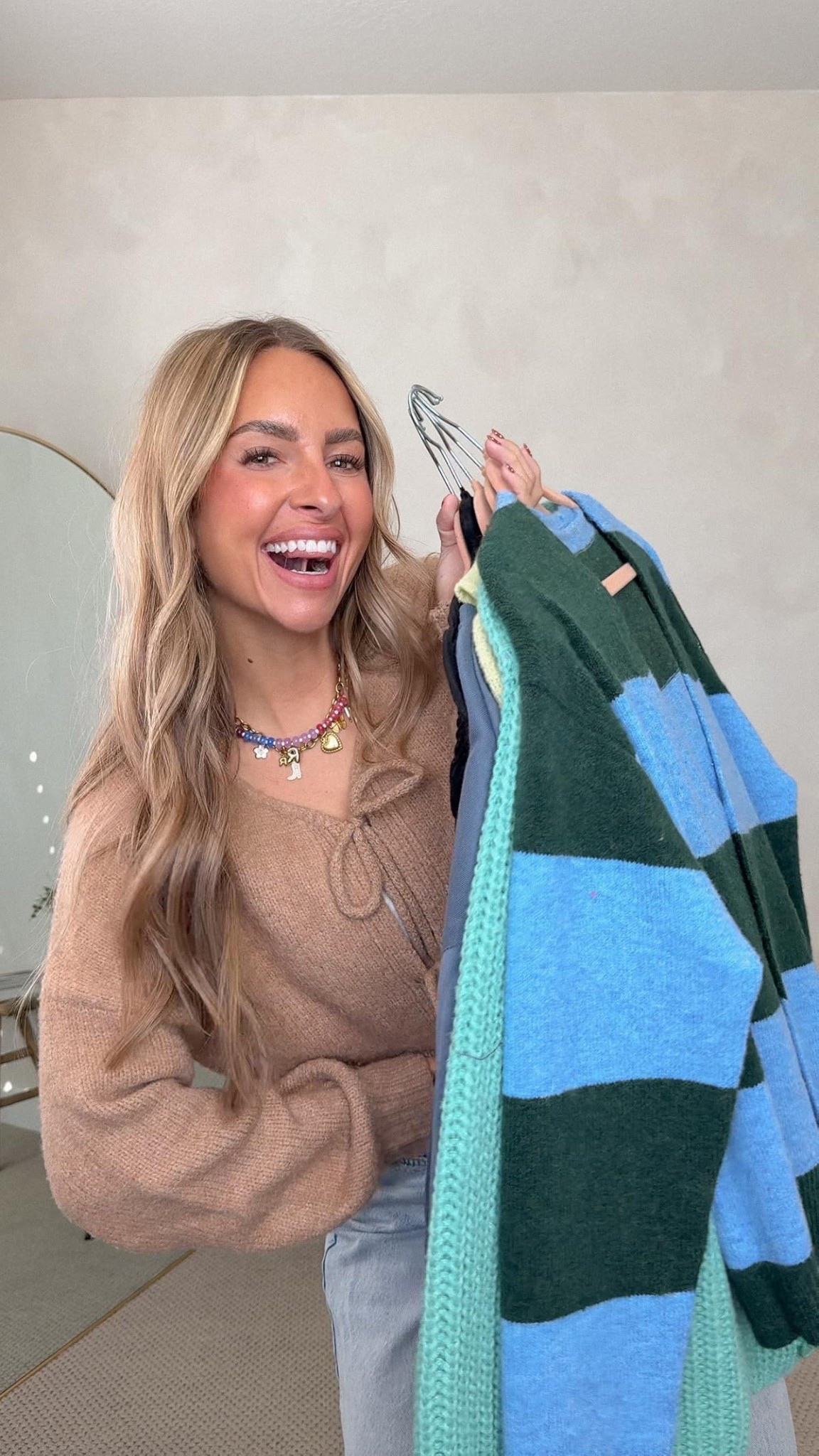 Loving these cozy cardigans for winter! Perfect for layering. I’m 5’4 120 wearing smalls 🩷

Amazon winter fashion, Amazon winter sweaters, Chunky knit cardigans, Winter cardigans, Fall fashion, Winter fashion for moms, Trendy and cute fashion. 

#LTKFindsUnder100 #LTKSeasonal