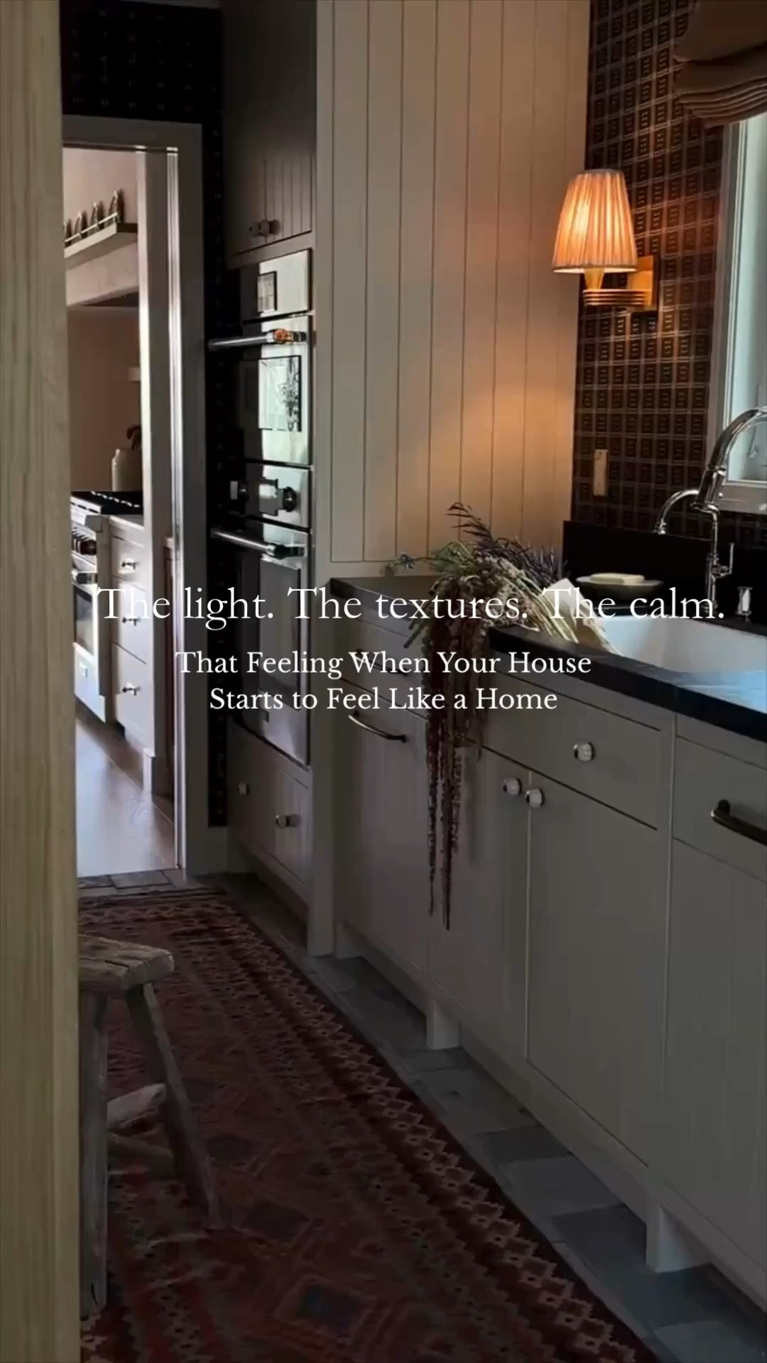 That feeling when your house starts to feel like a home. 🤍

The textures, the calm atmosphere, and the thoughtful details that turn a beautiful space into a place you truly love living in.

Design: @southharlow
Video: @thestudioisla

✨ Questions? Go to HomeBunch.com today for all of the answers.


#LTKmomlife #LTKHome #LTKmorningroutine