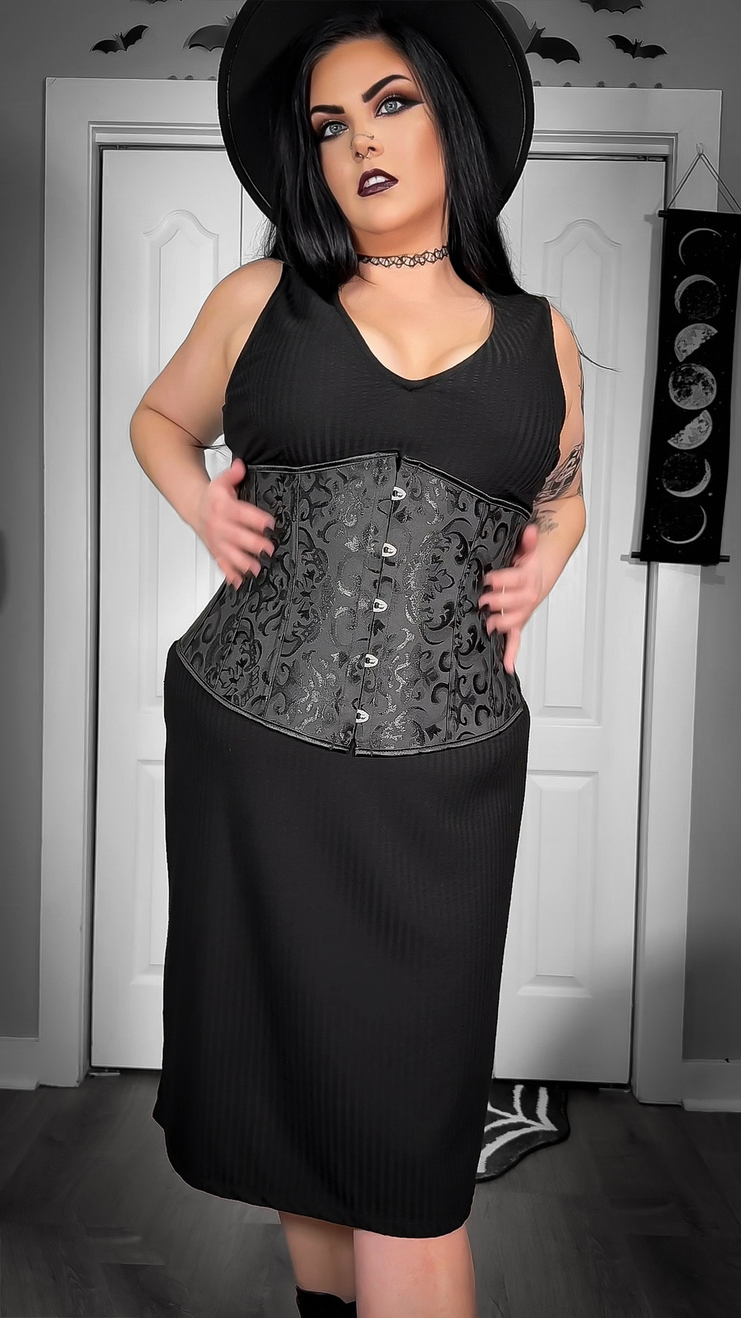 Absolutely obsessed with this under her corset! 

#LTKMidsize #LTKPlusSize #LTKStyleTip