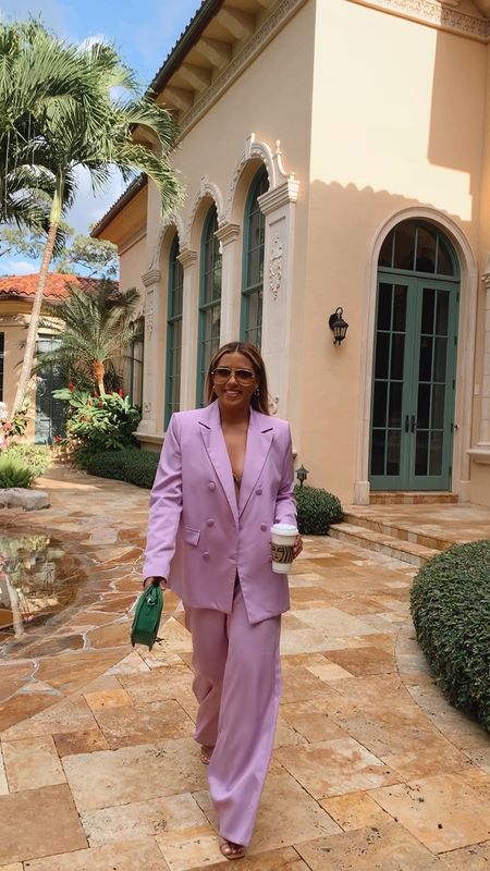 Coffee date chic 😎

Matching suit set for the win 💜 I love an oversized blazer paired with wide leg trouser style pants 🙌  It’s both stylish and comfortable! 

I’m ready to see all the outfit inspo during NYFW 



#LTKstyletip #LTKVideo #LTKsalealert