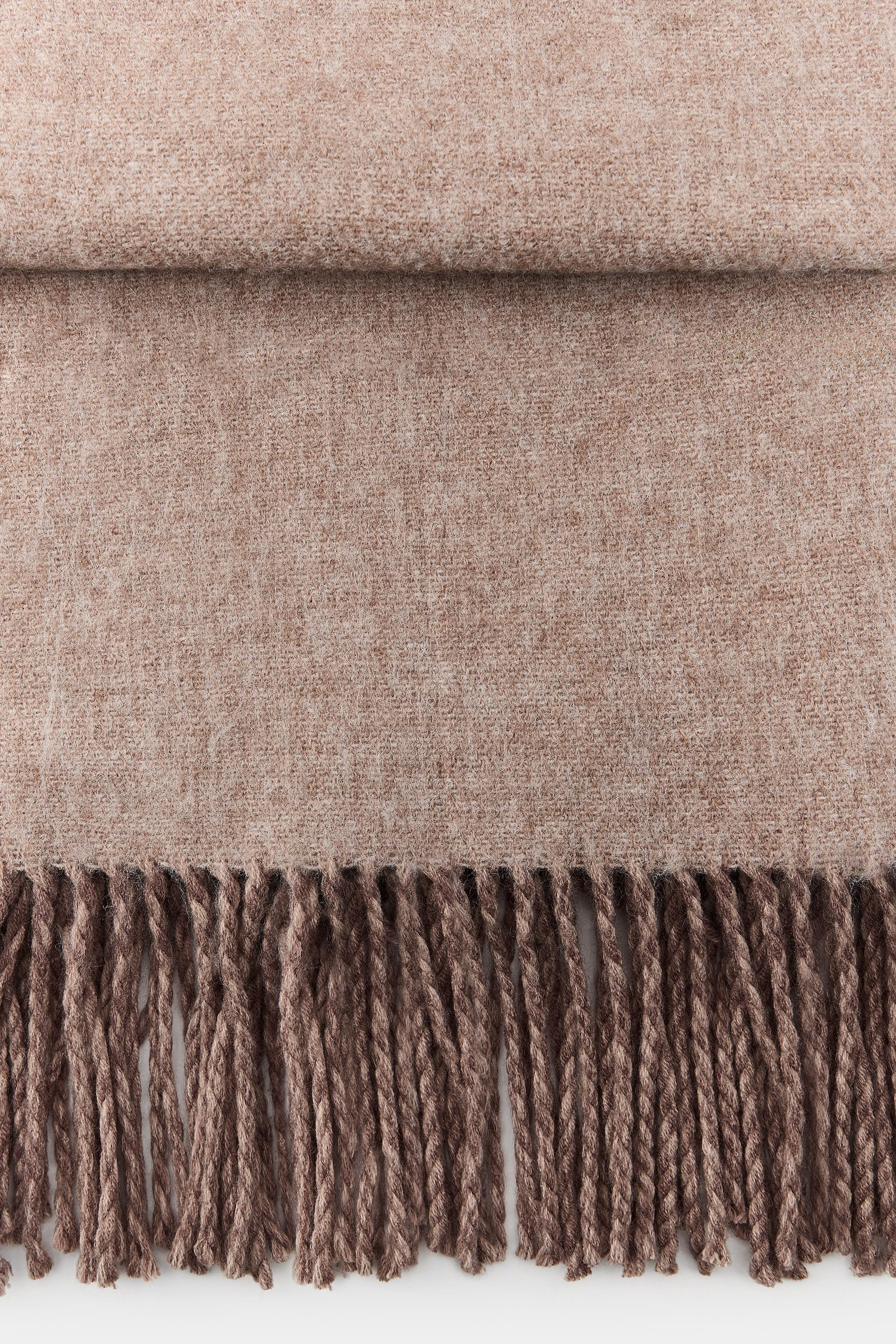 WEICHES DOPPELSEITIGES HALSTUCH MIT FRANSEN | Zara DE