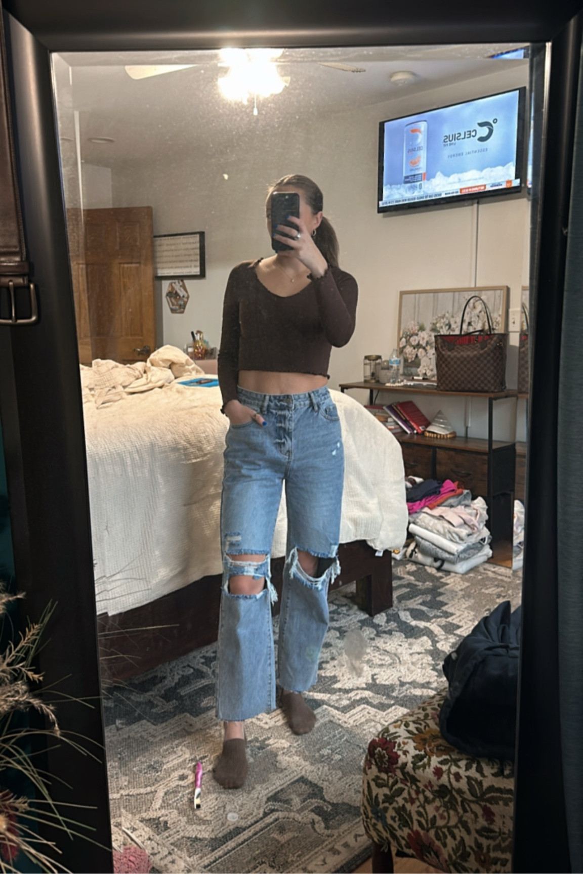 SHEIN JEANS❣️
OQQ top, linked similar 

#LTKHoliday #LTKGiftGuide #LTKSaleAlert