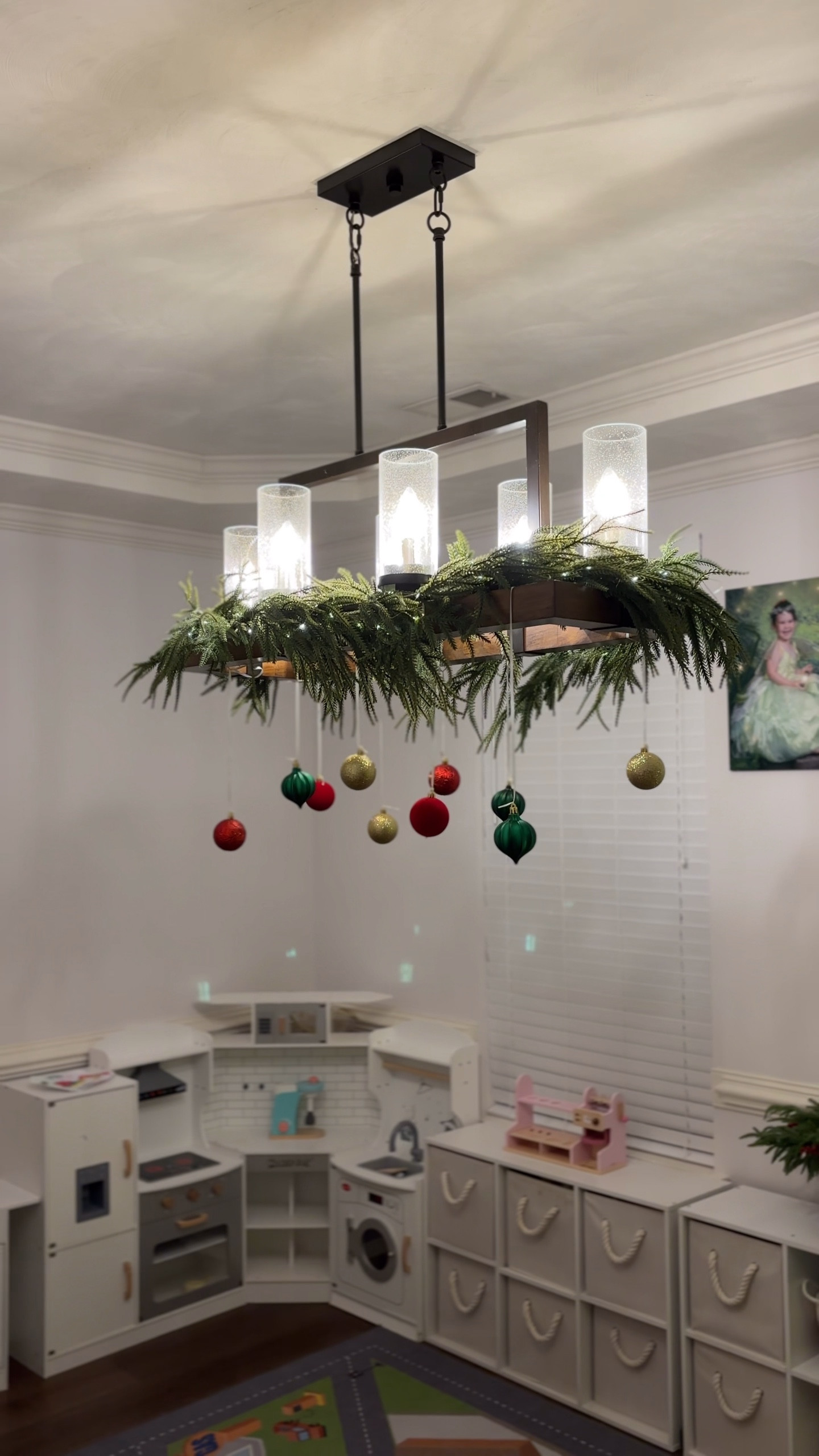 I wanted something fun & whimsical for the kids’ playroom, and this easy DIY turned out even cuter than I imagined! Truly the sweetest little holiday touch for any room. A little whimsy goes a long way 🙌🏼 It makes the whole space feel extra festive 🎄

Comment “Shop” to get the links sent straight to your inbox 🫶🏻














.
.
.
.
.
.
#christmasdecor #holidaydecor #diyholidaydecor #diychristmasdecor #holidayseason #holidaydecorating #cozychristmas 

#LTKHoliday #LTKHome #LTKSeasonal