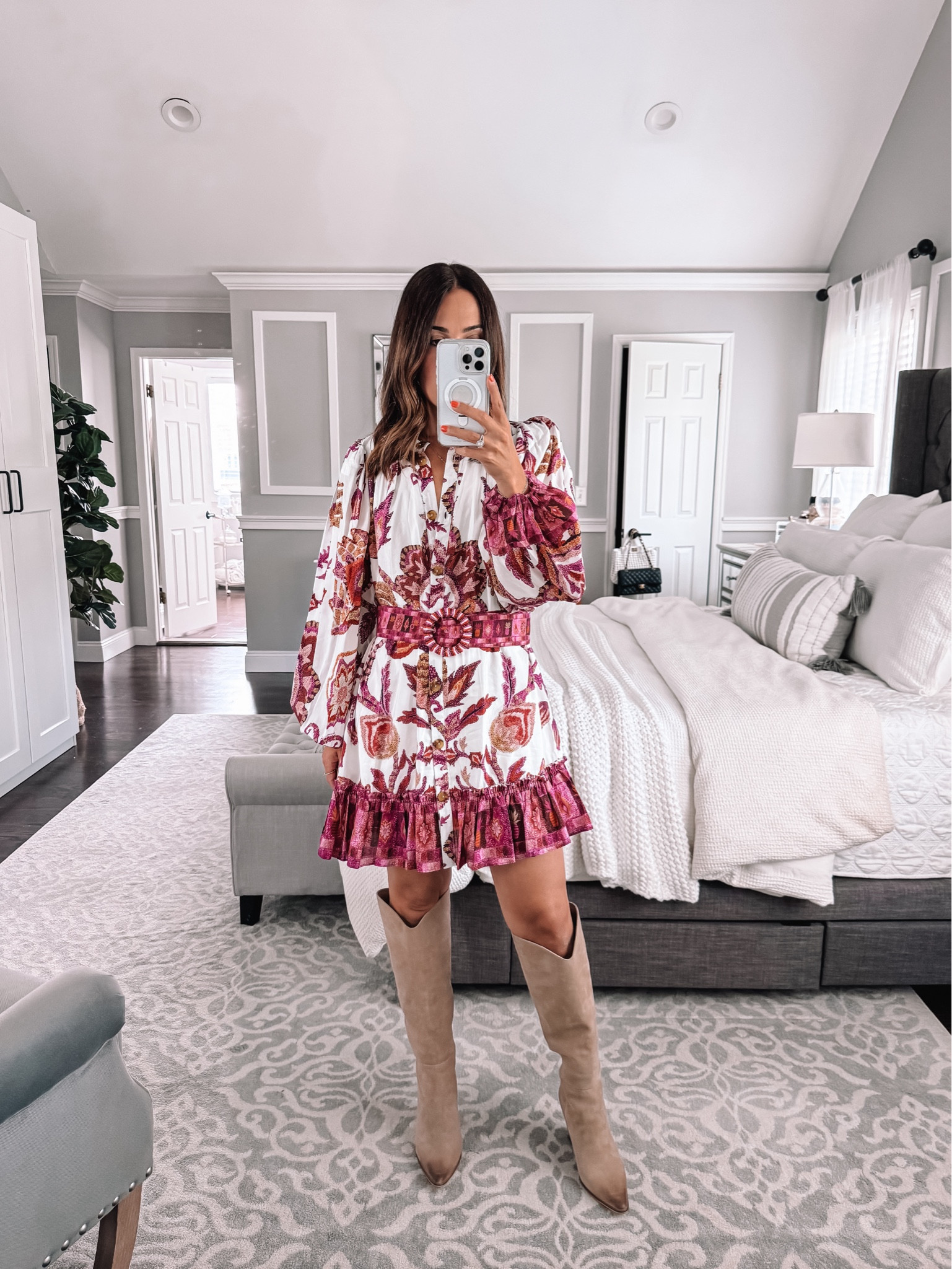 I have never tried farm Rio dresses but I had to snag this one while it’s on sale. Runs tts in wearing a small 

#LTKxNSale #LTKParties #LTKSaleAlert