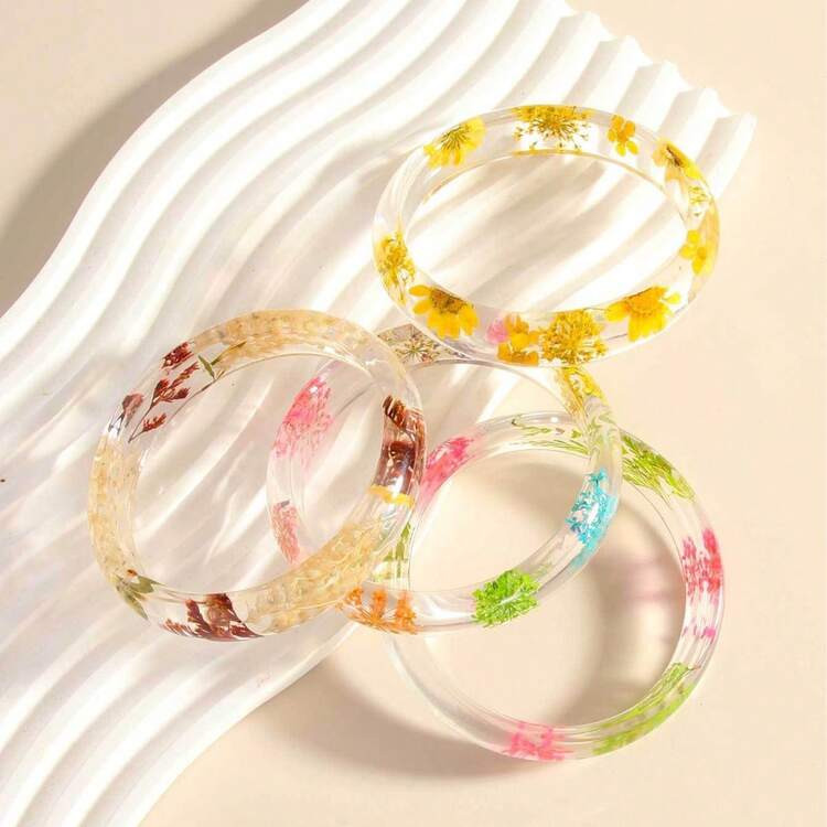 1pc Elegant Minimalist Resin Transparent Dried Flower Bangle Bracelet, 8 Colors Available, Bohemian Style Suitable For Daily, Street, Beach, Travel, Party Wear | SHEIN