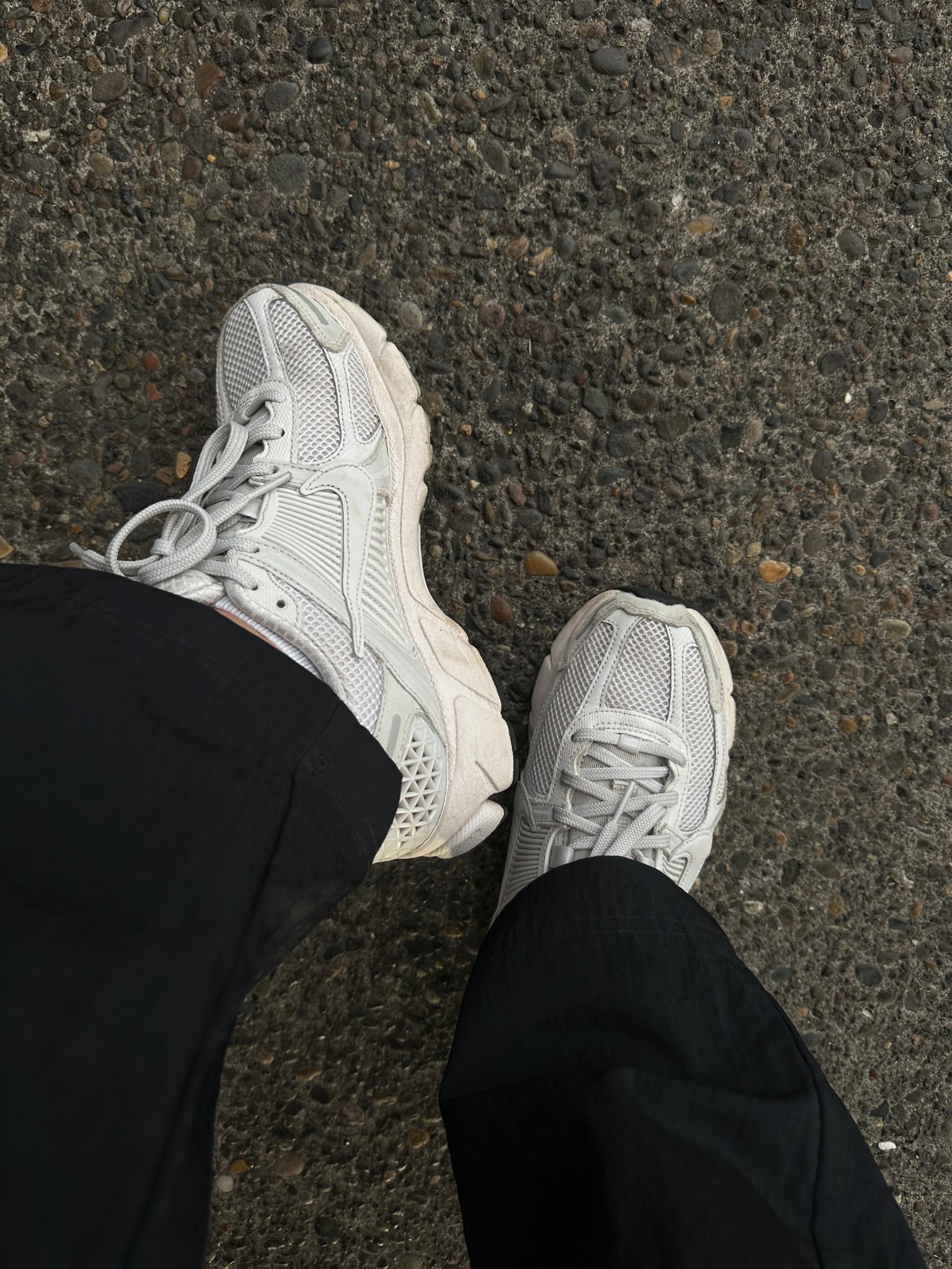 Go to comfy sneaker for travel or everyday! Comfortable sneaker to walk around the city all day 

#LTKSummerEdit