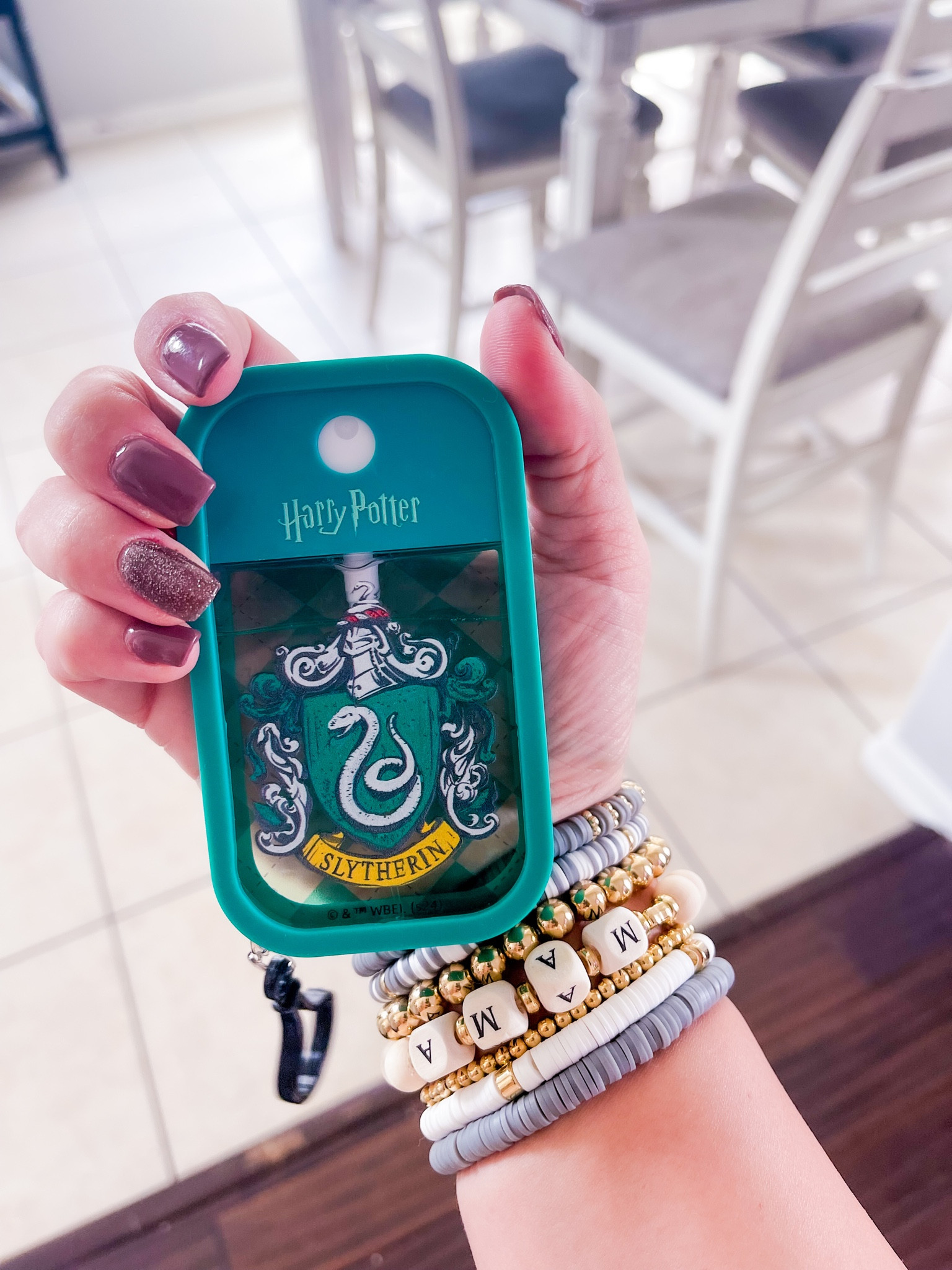 Absolutely the CUTEST hand sanitizer dispenser!!! Touchland who?!? And y’all know I LOVE me some Harry Potter! 

I got it from SHEIN. It came from SHEIN empty but I just filled it with the liquid hand sanitizer from Bath and Body Works! 

Side note- what house are you?!? 

#harrypotter 
#handsanitizer #SHEIN 

#LTKFindsUnder50 #LTKBeauty