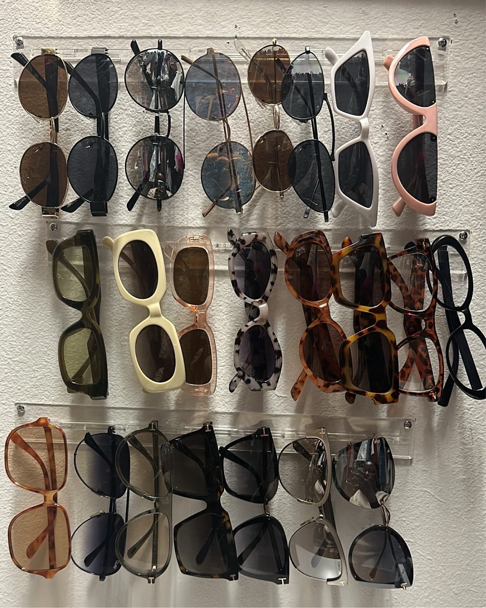 The perfect wall mount acrylic sunglass organizer storage. 

Eyeglass hanger ...

#LTKFindsUnder50 #LTKTravel #LTKHome