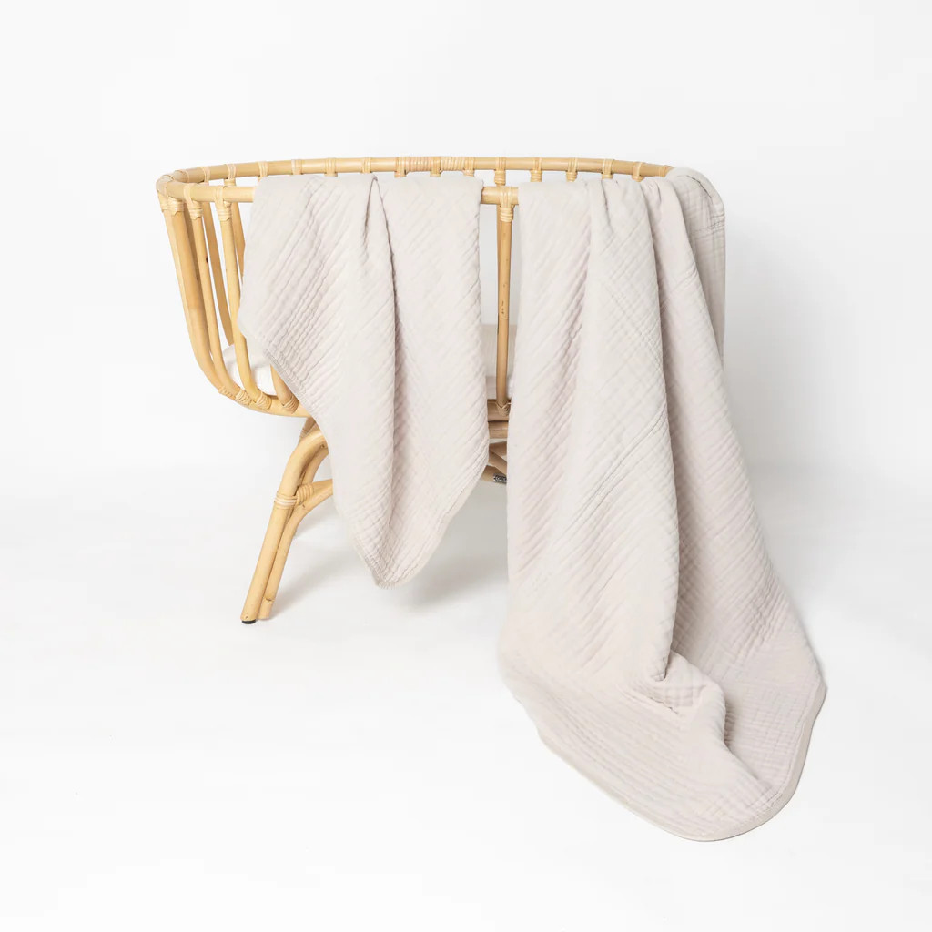 Cloud Muslin™ Quilt - Grey | Lou Lou & Company