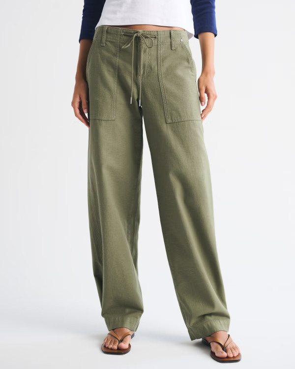 100% Cotton Low Rise Ultra Loose Weekender Pant | Abercrombie & Fitch (US)