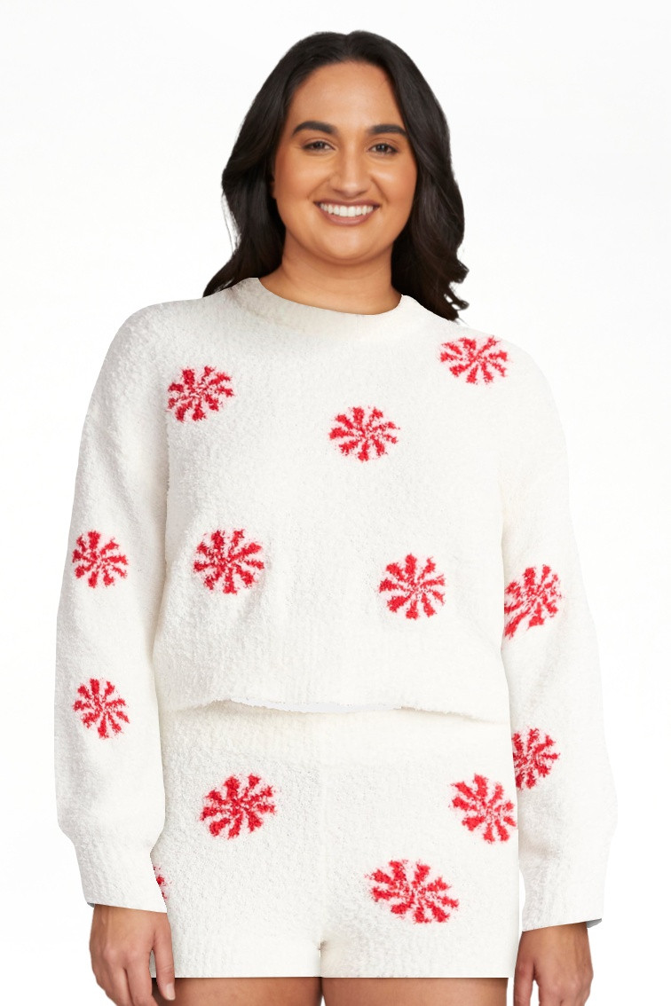 No Boundaries Christmas Plush Sweater and Shorts Set, 2-Piece, Women’s | Walmart (US)