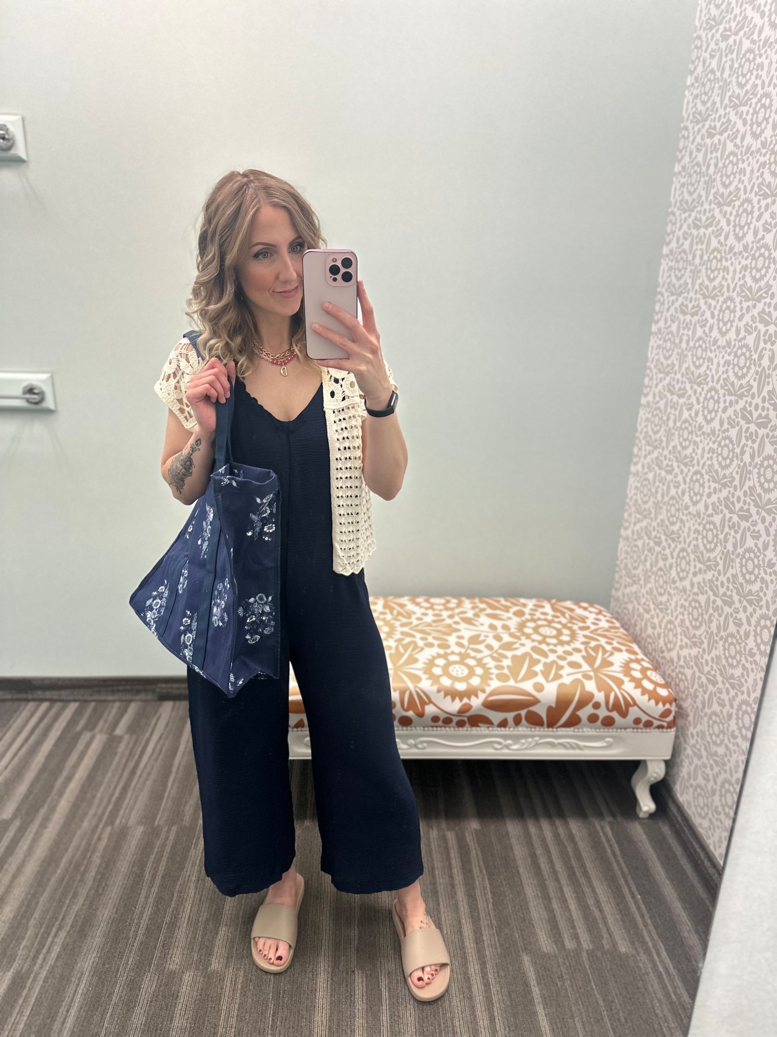 Travel style - wearing smalls 

#LTKSaleAlert #LTKootd #LTKTravel