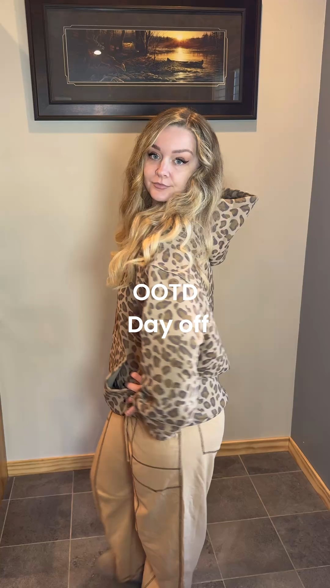 My cozy outfit for at home on my day off! Cute enough to run errands too! #comfrt #comfrtlimitededition #barrelsweatpants #crocslippers

#LTKSeasonal #LTKStyleTip #LTKSaleAlert